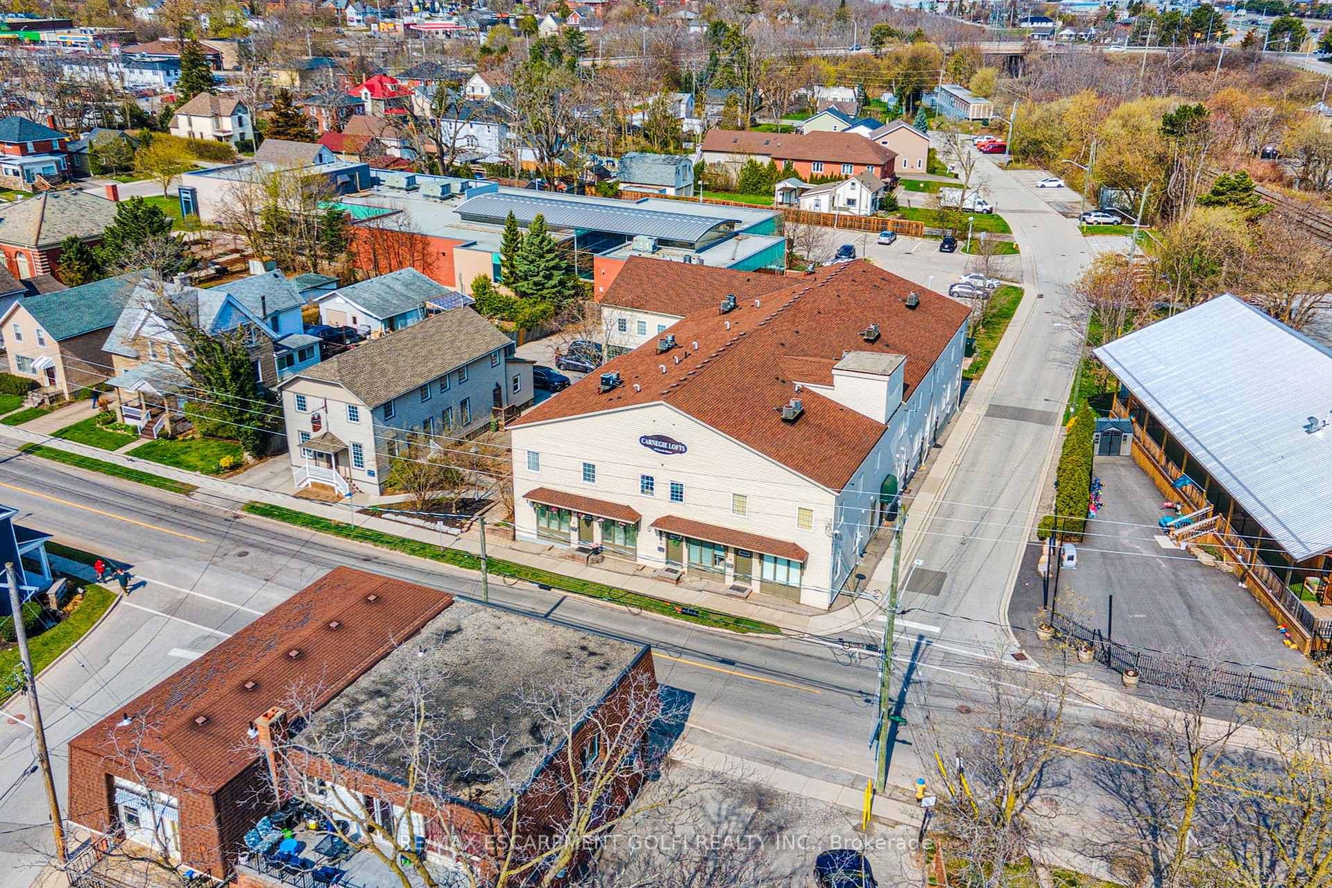 Photo 31 of Unit 16, 49 Ontario Street, Grimsby, Grimsby East — HOMEH