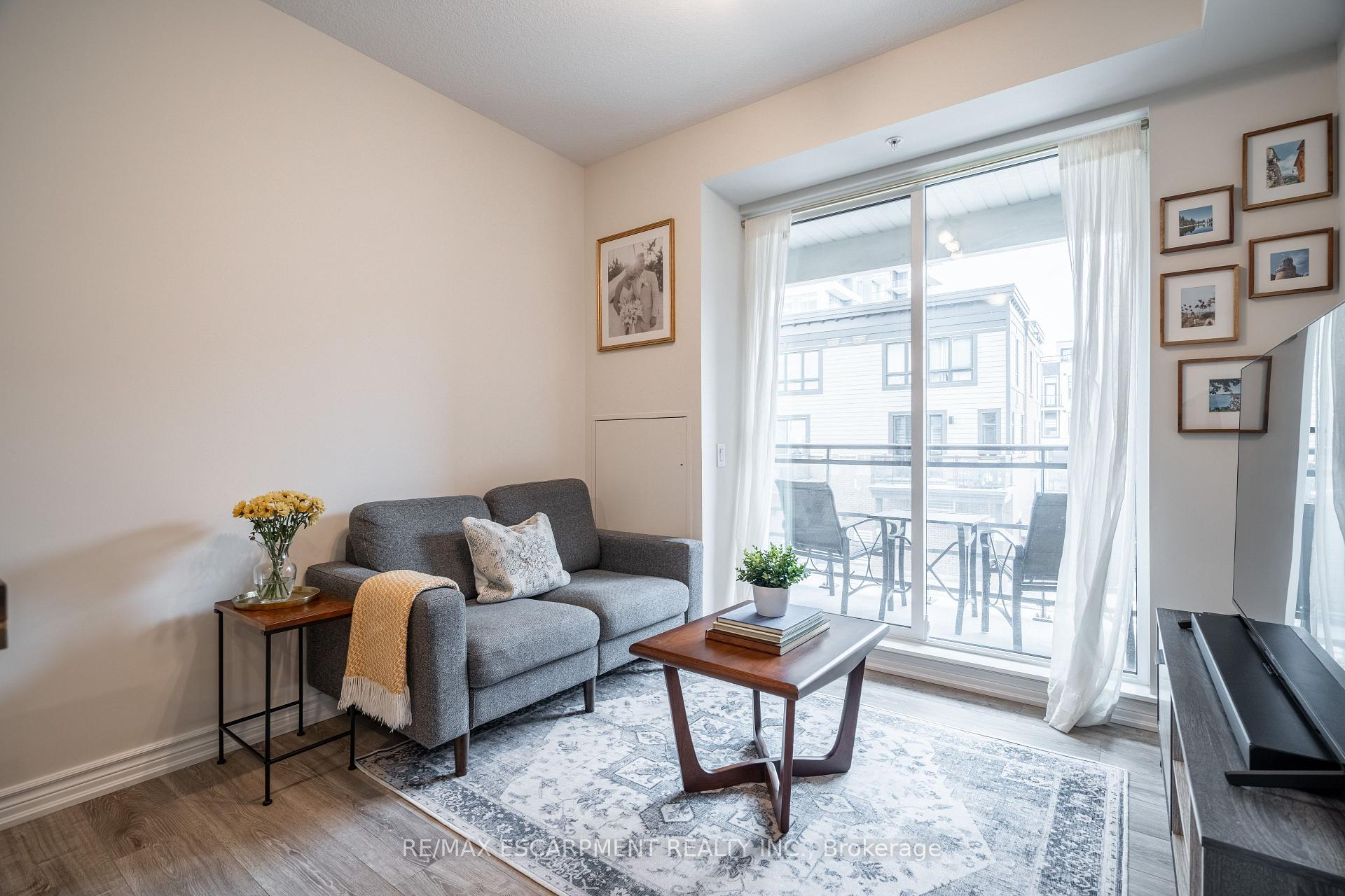 Photo 8 of Unit 208, 40 Esplanade Lane, Grimsby, Grimsby Beach — HOMEH