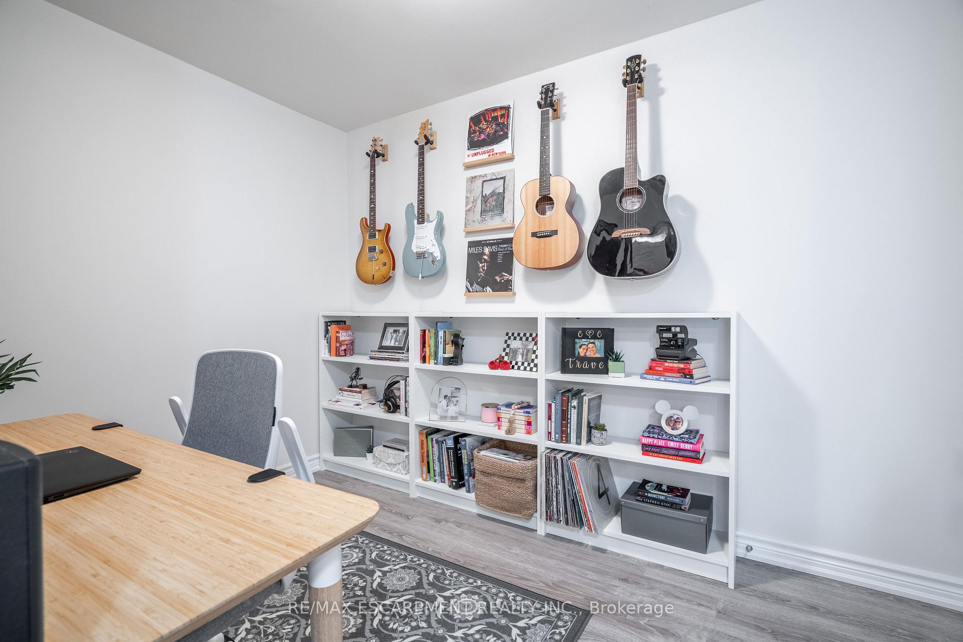 Photo 15 of Unit 208, 40 Esplanade Lane, Grimsby, Grimsby Beach — HOMEH