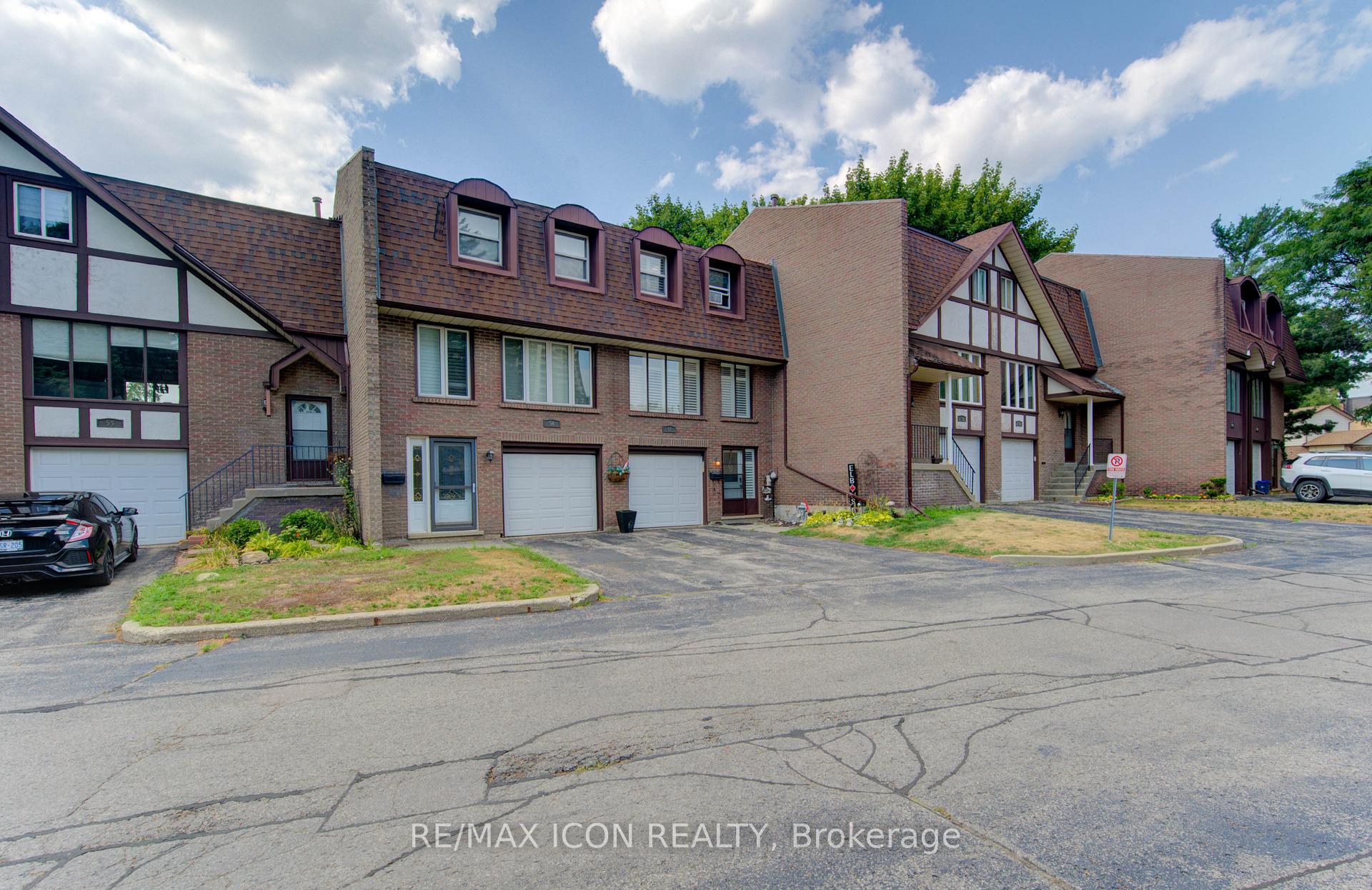 Photo 1 of Unit 57, 49 Cedarwoods Crescent, Kitchener — HOMEH