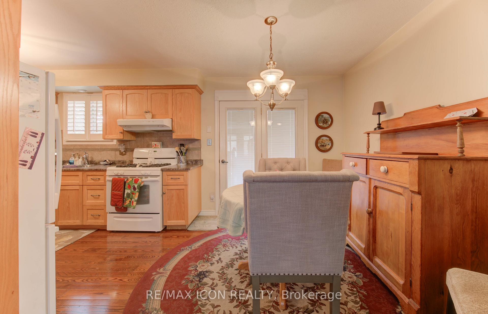 Photo 8 of Unit 57, 49 Cedarwoods Crescent, Kitchener — HOMEH