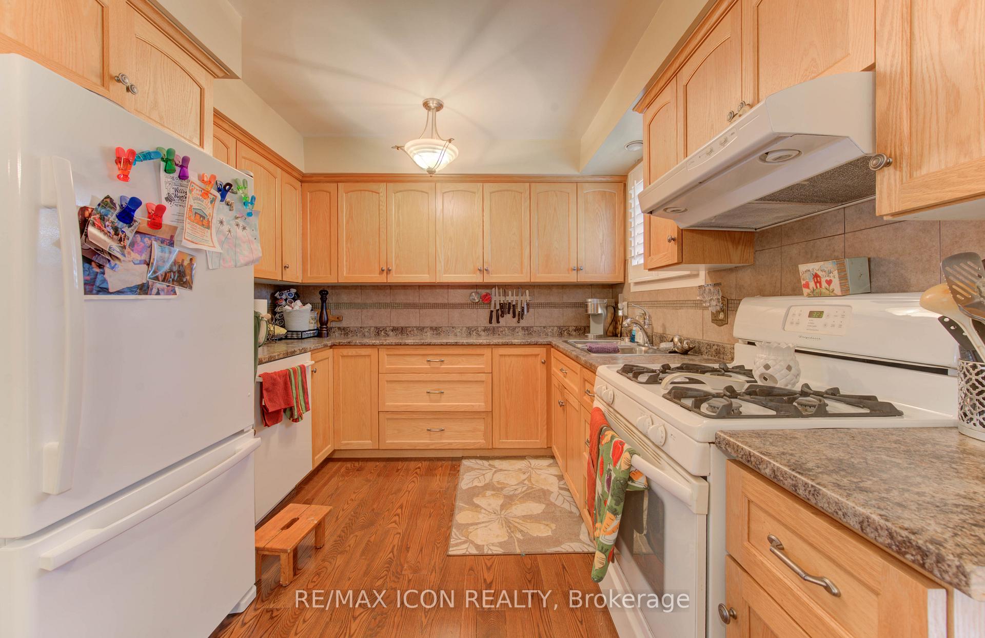 Photo 11 of Unit 57, 49 Cedarwoods Crescent, Kitchener — HOMEH
