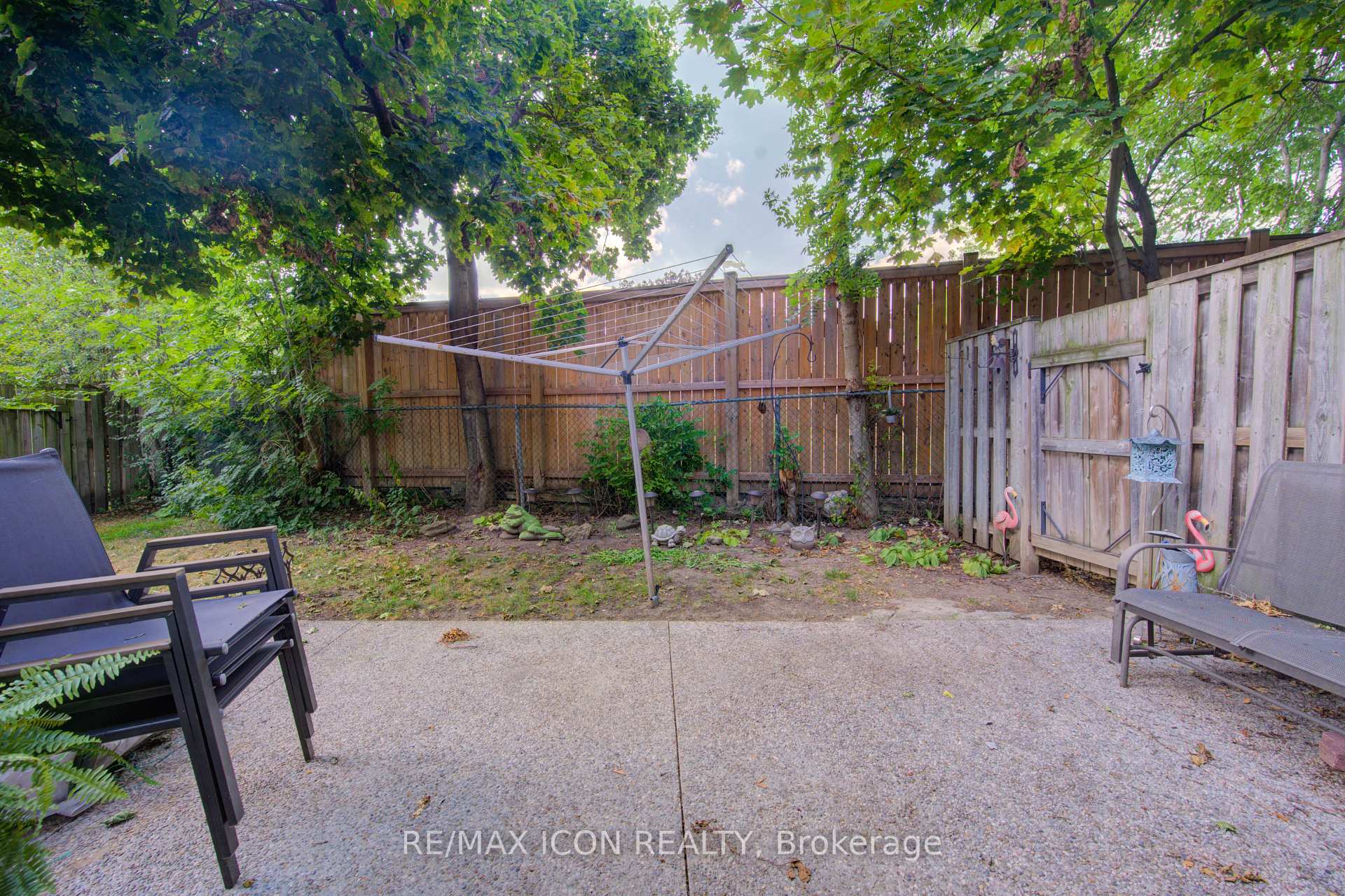 Photo 28 of Unit 57, 49 Cedarwoods Crescent, Kitchener — HOMEH