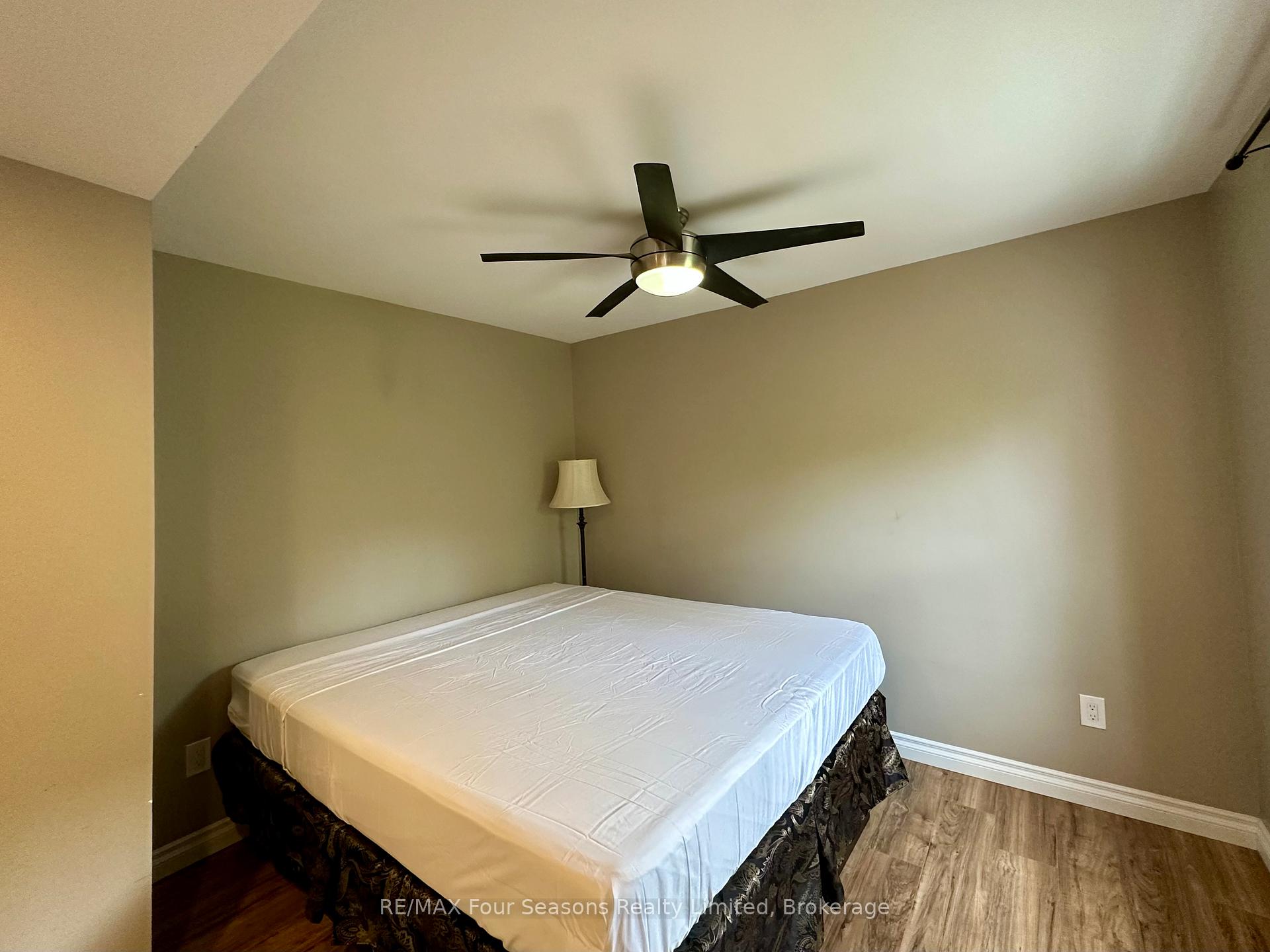 Photo 19 of 240 Jane Street, Clearview, Stayner — HOMEH