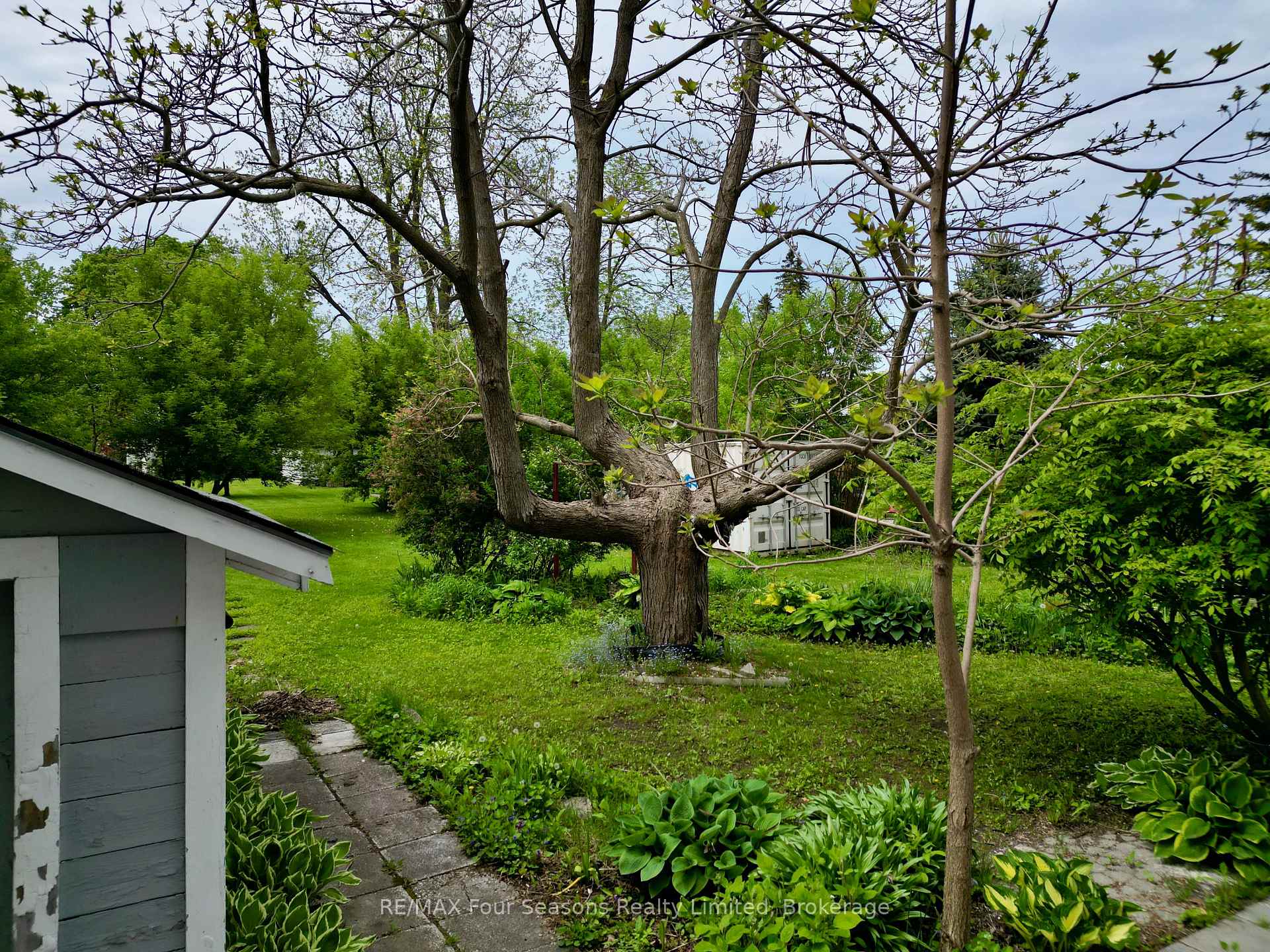 Photo 21 of 240 Jane Street, Clearview, Stayner — HOMEH
