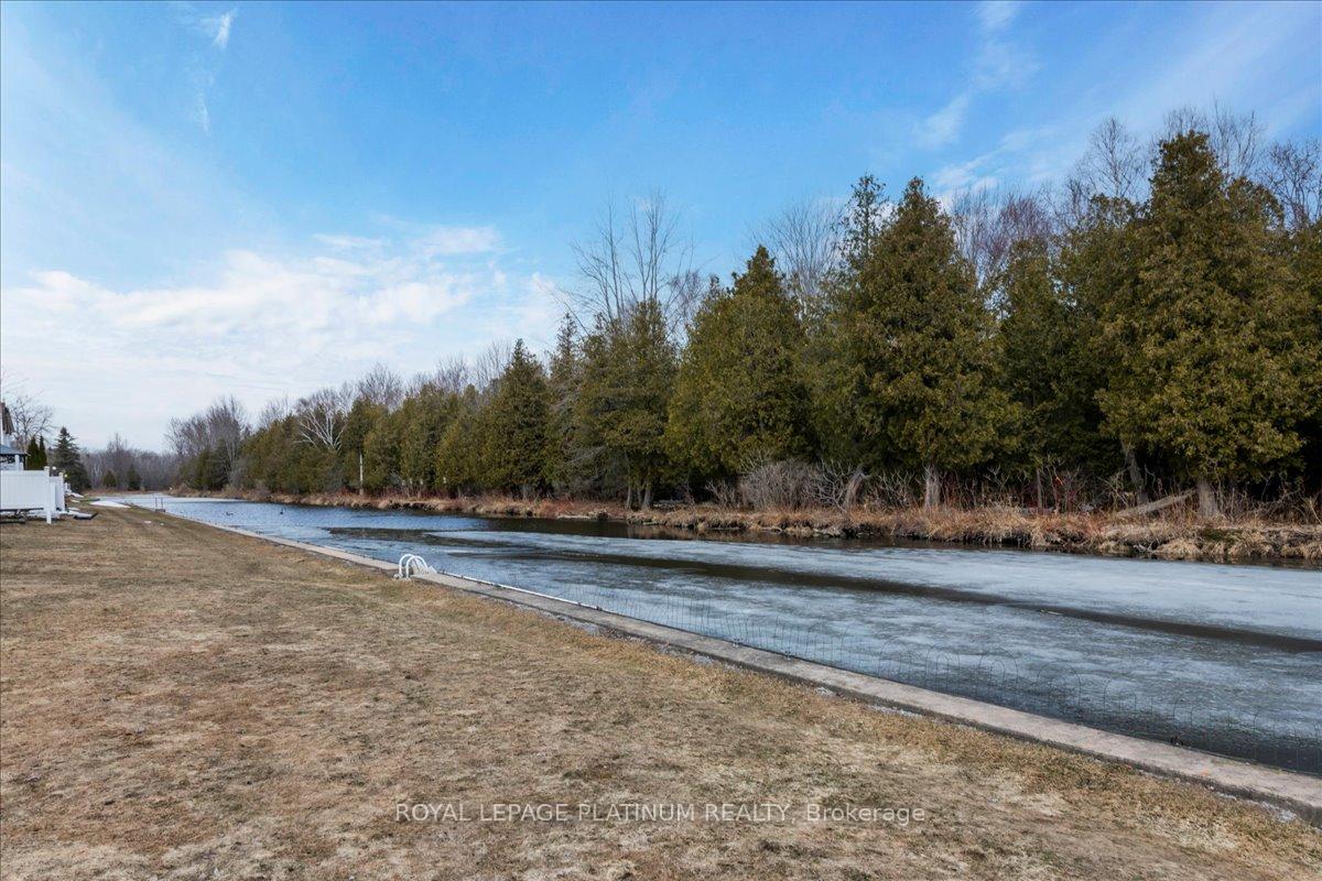 Photo 26 of Unit 21, 71 Laguna Parkway, Ramara, Rural Ramara — HOMEH