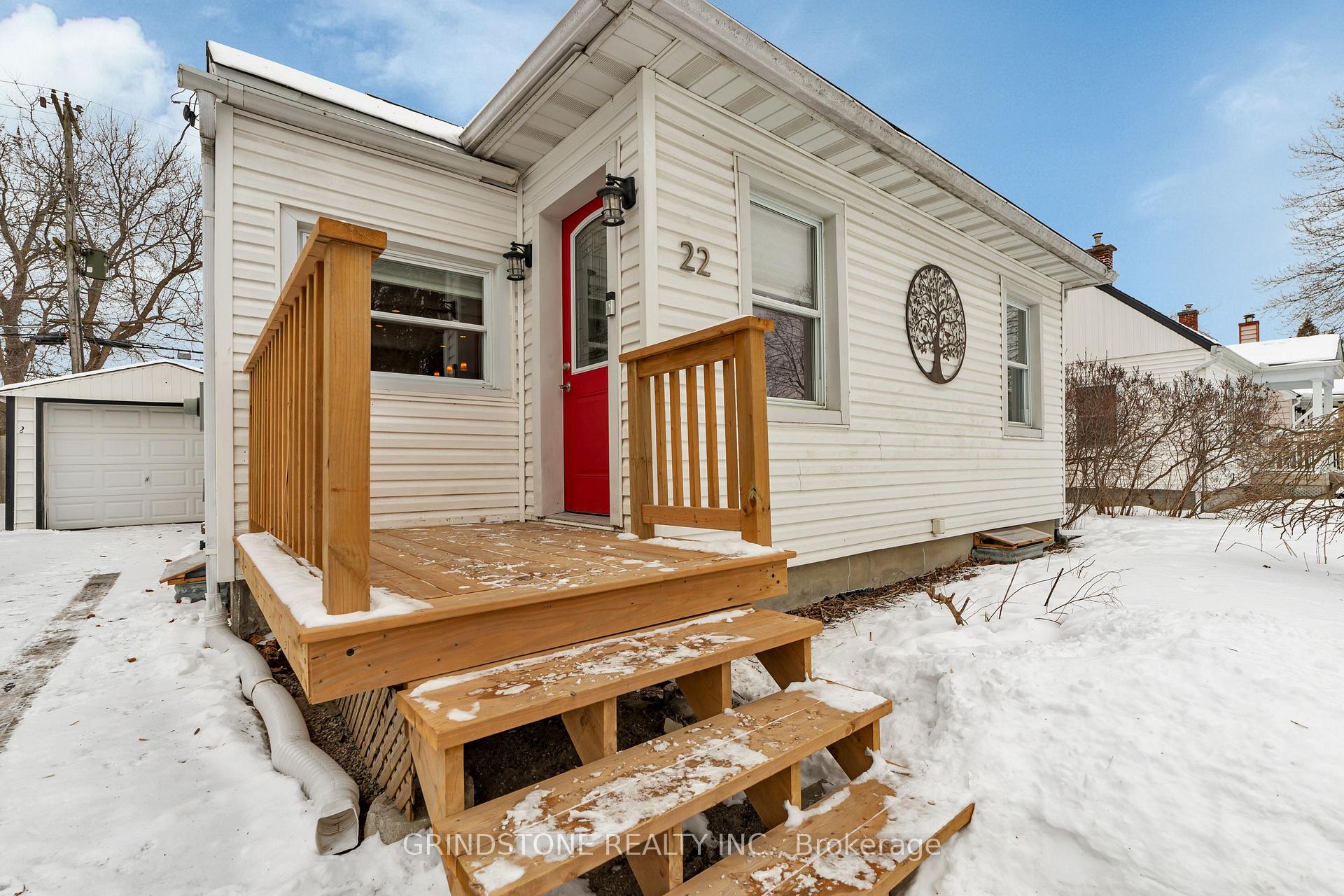 Photo 4 of 22 Marshall Avenue, Ottawa, Carlington — HOMEH