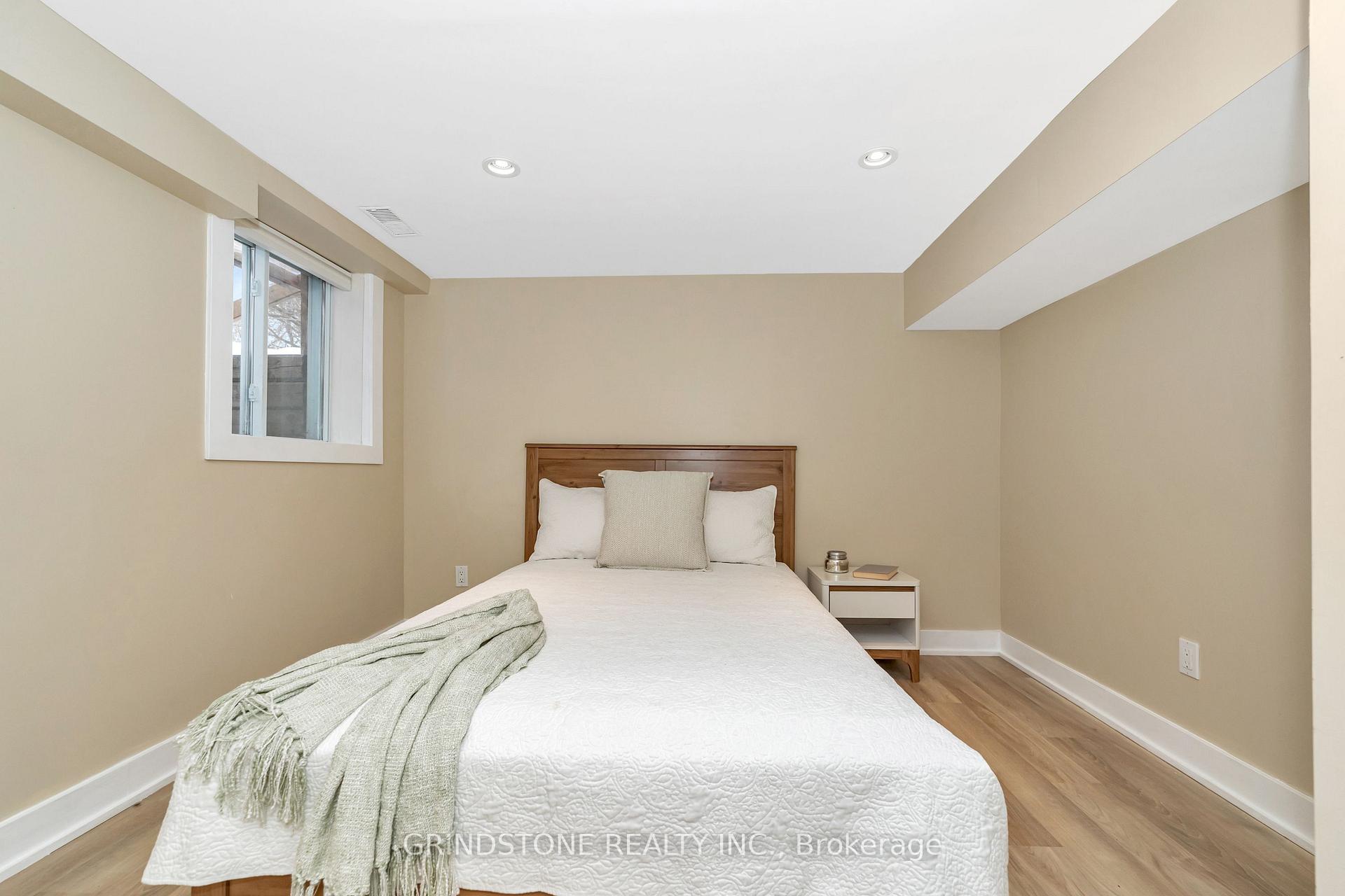 Photo 20 of 22 Marshall Avenue, Ottawa, Carlington — HOMEH