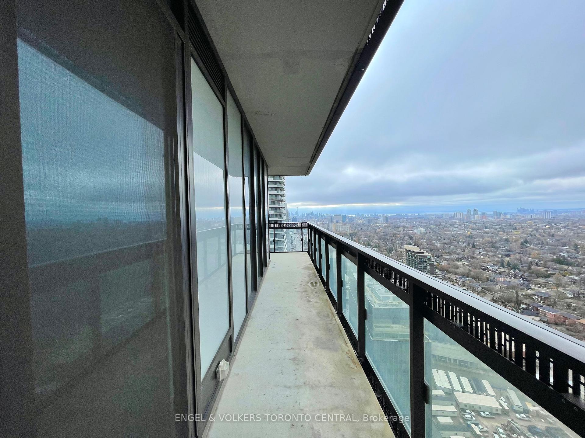 Photo 16 of Unit 3002, 8 Eglinton Avenue E, Toronto, Mount Pleasant West — HOMEH