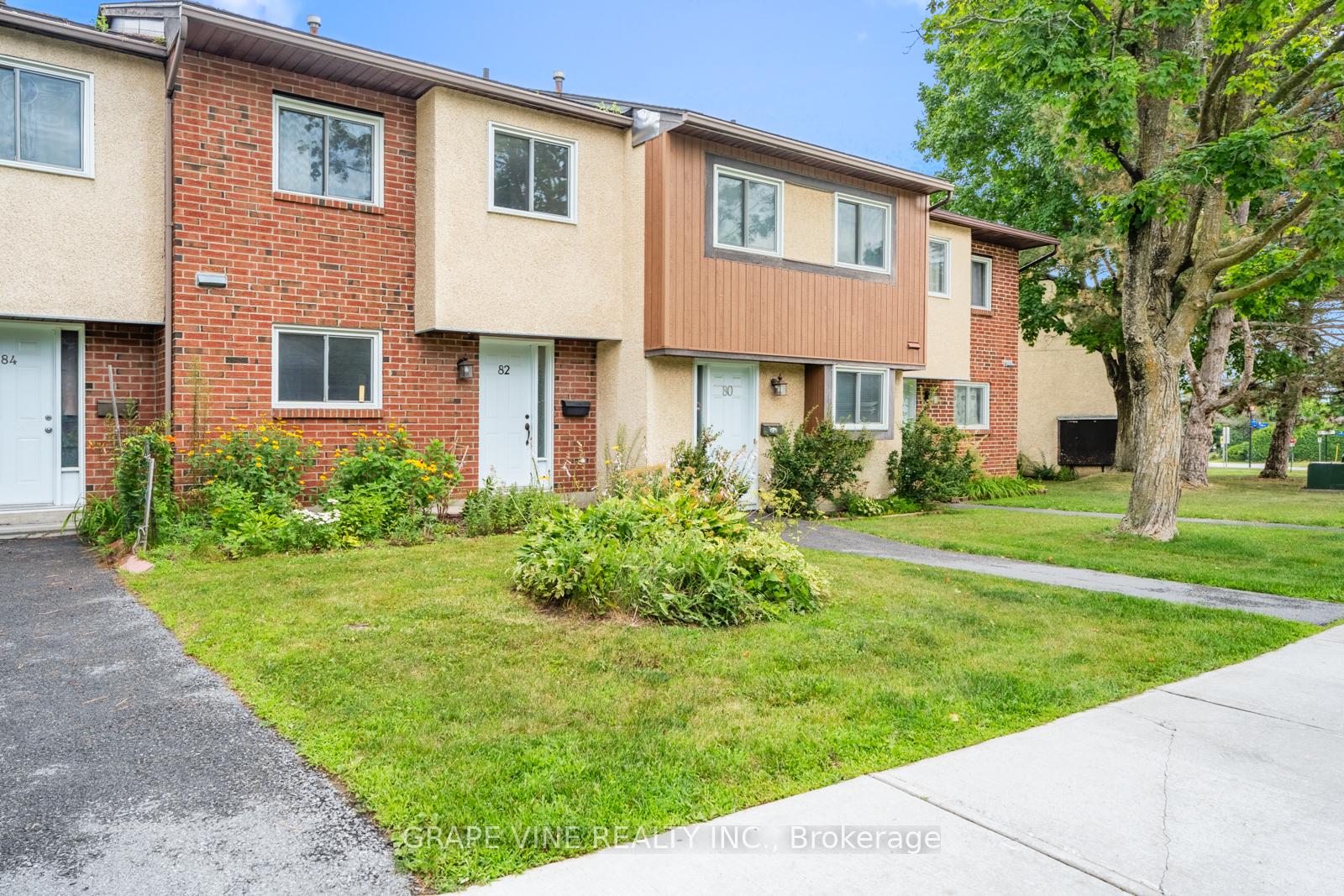 Photo 1 of Unit 55, 82 Chimo Drive, Ottawa, Kanata - Katimavik — HOMEH