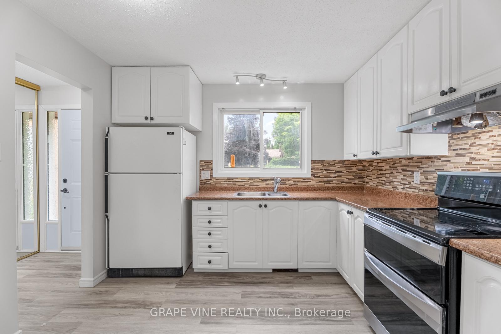 Photo 7 of Unit 55, 82 Chimo Drive, Ottawa, Kanata - Katimavik — HOMEH