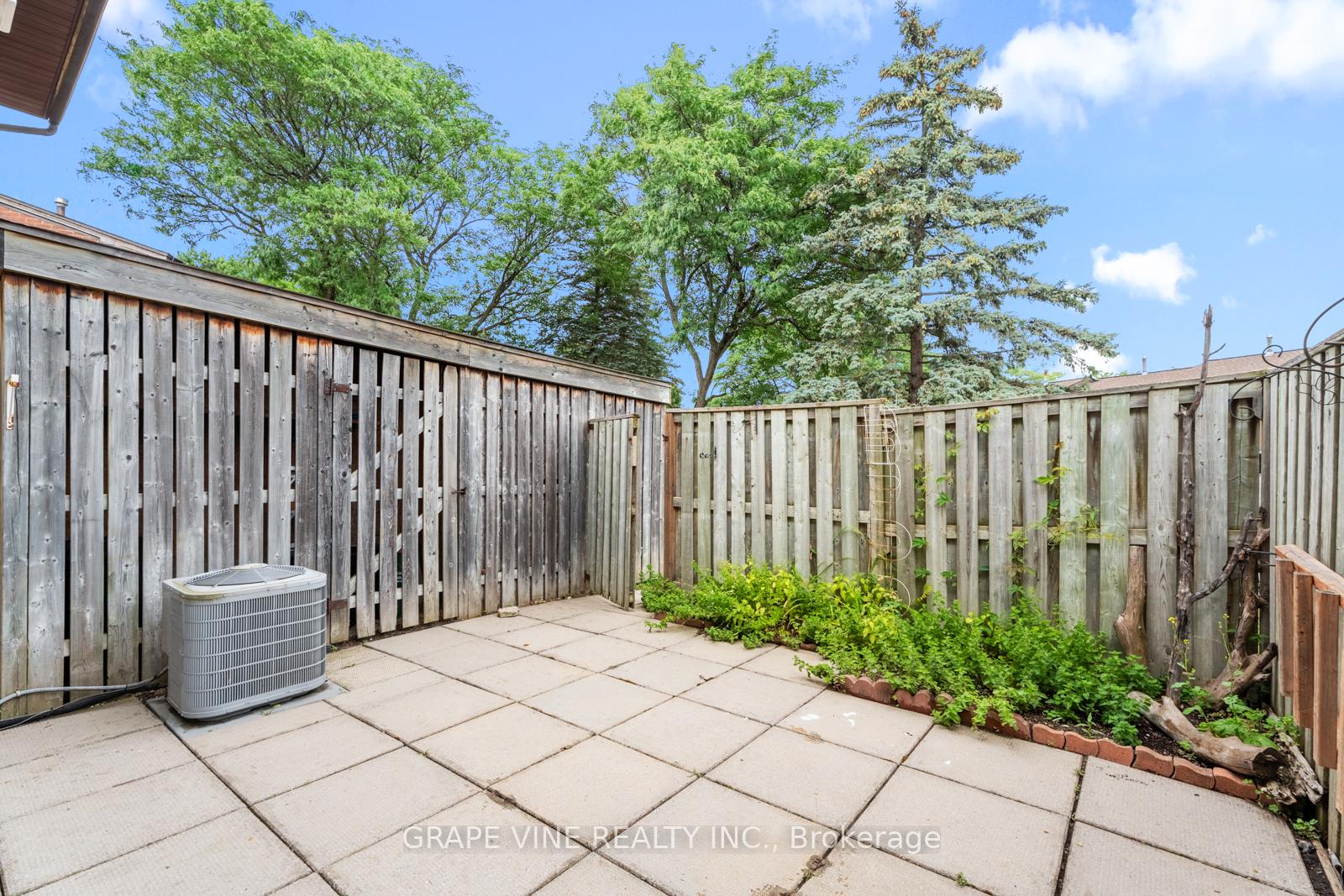 Photo 28 of Unit 55, 82 Chimo Drive, Ottawa, Kanata - Katimavik — HOMEH