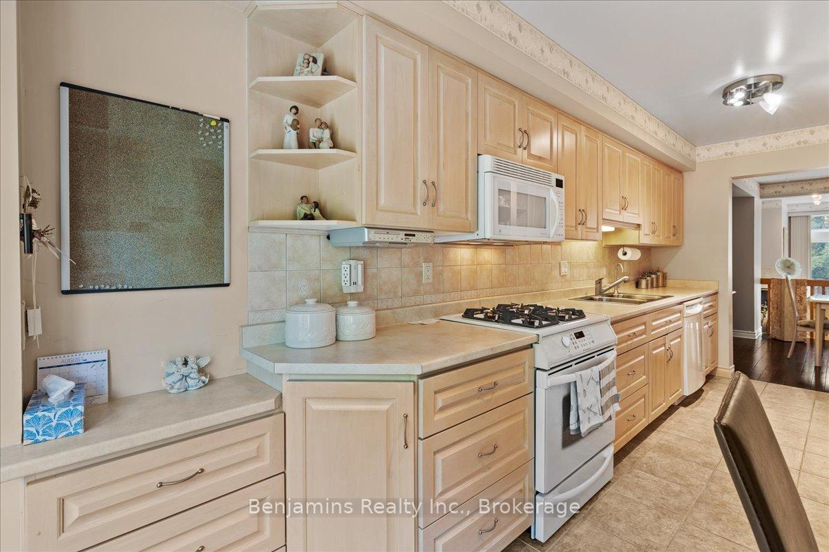 Photo 12 of Unit 20, 225 Benjamin Road, Waterloo — HOMEH