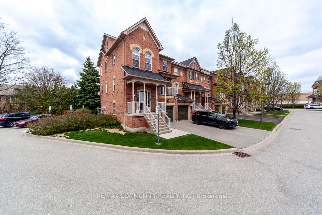 Photo 2 of Unit 17, 575 Steeple Hill, Pickering, Woodlands — HOMEH