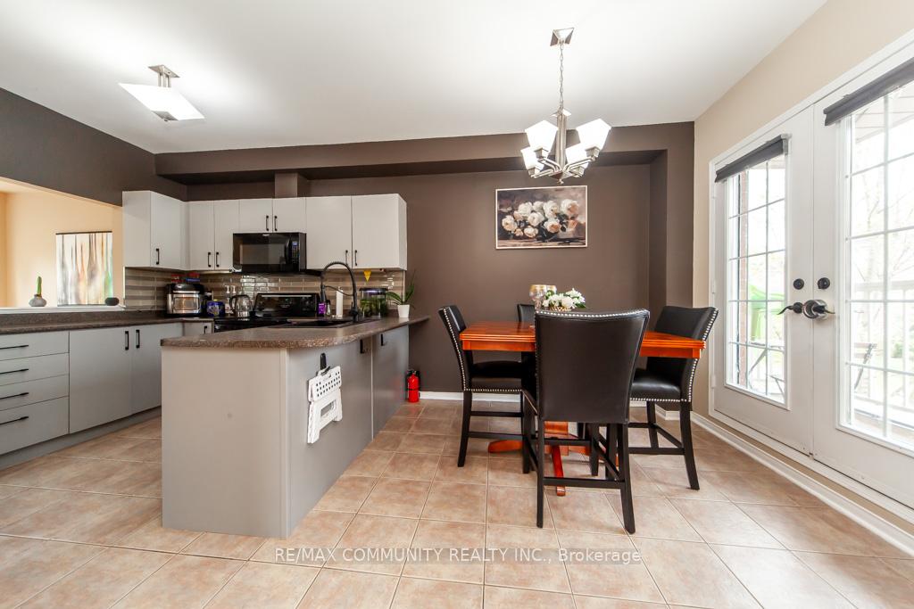 Photo 6 of Unit 17, 575 Steeple Hill, Pickering, Woodlands — HOMEH