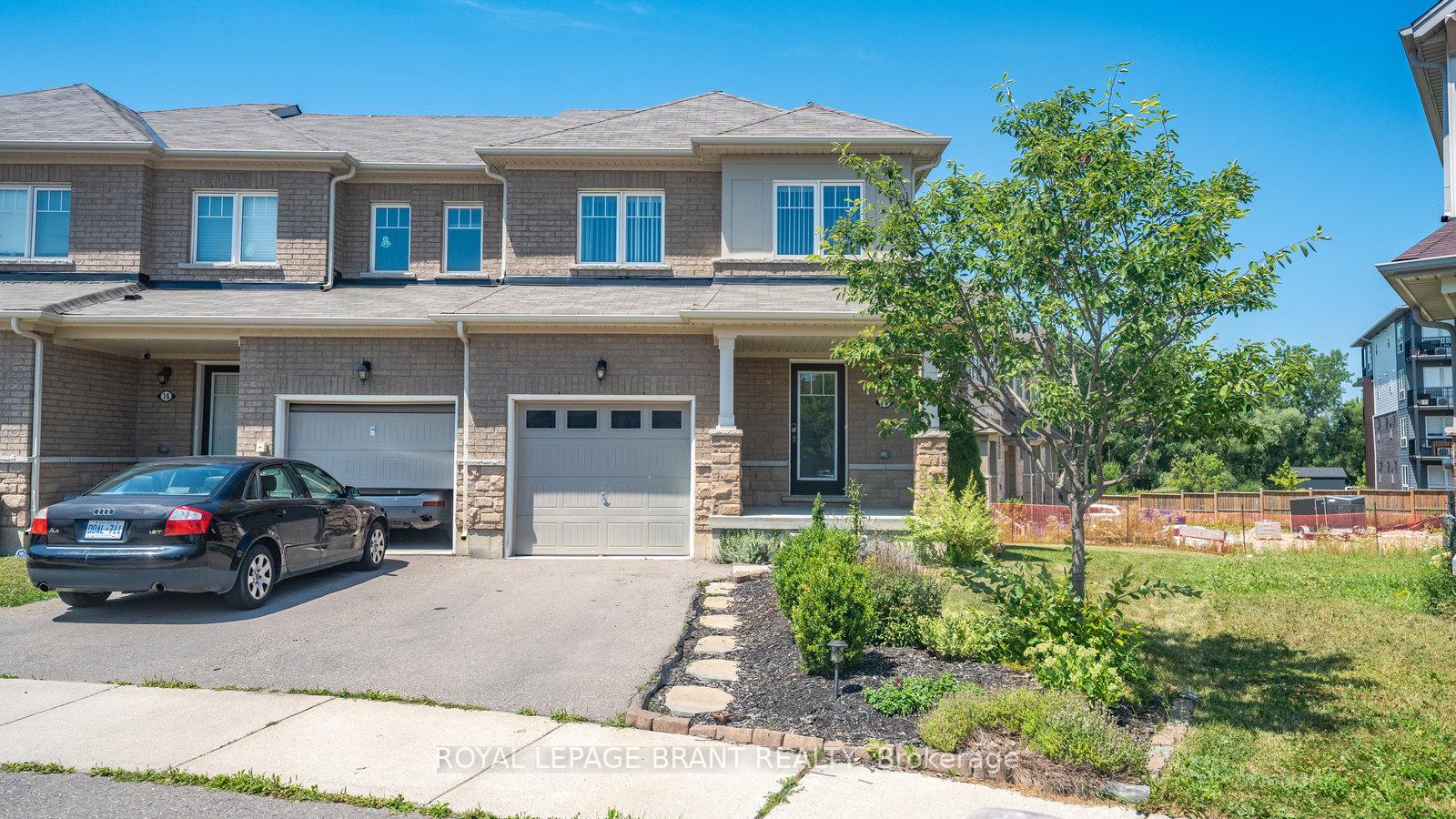 Photo 1 of 18 Butcher Crescent, Brantford — HOMEH
