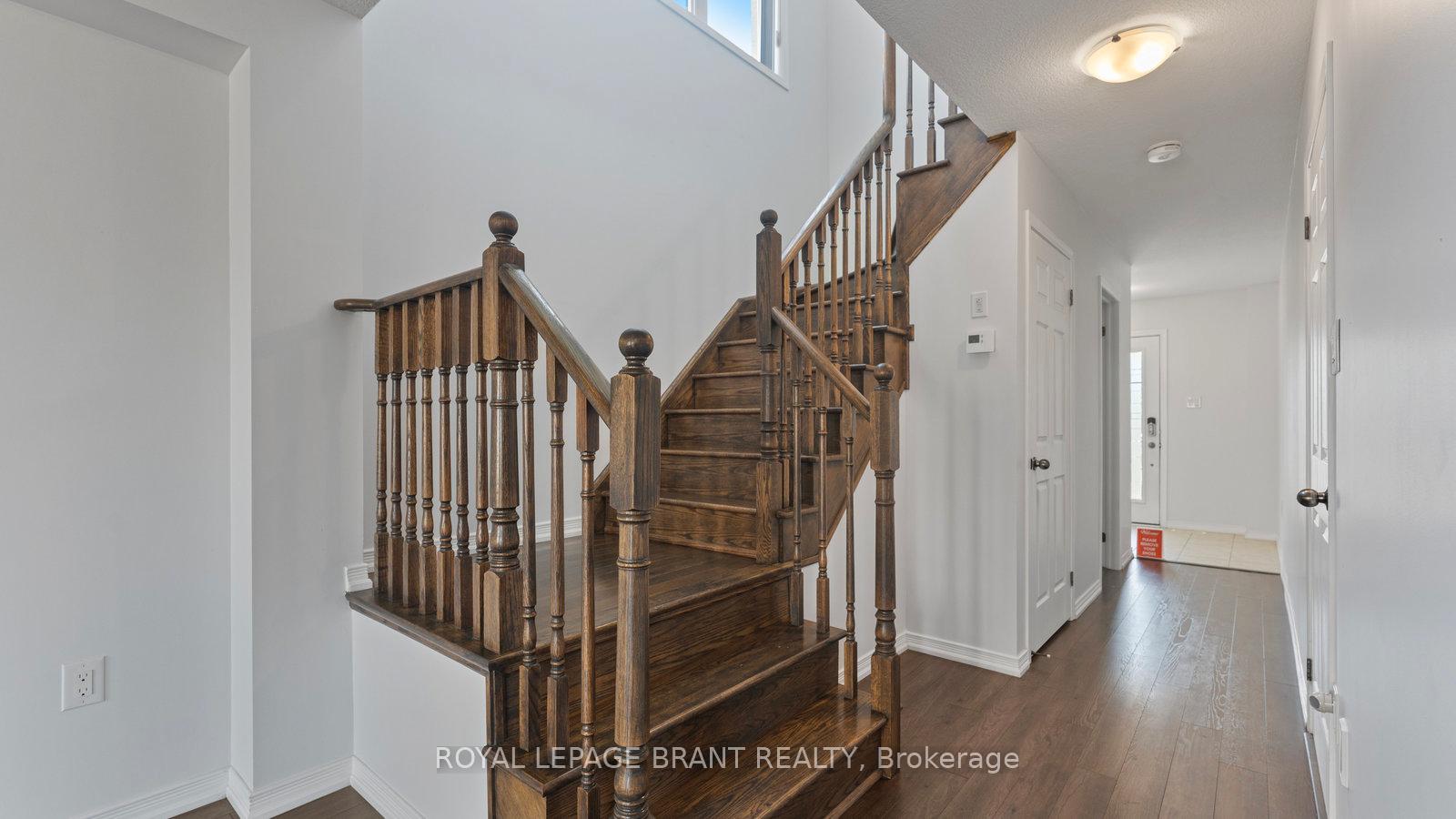 Photo 16 of 18 Butcher Crescent, Brantford — HOMEH