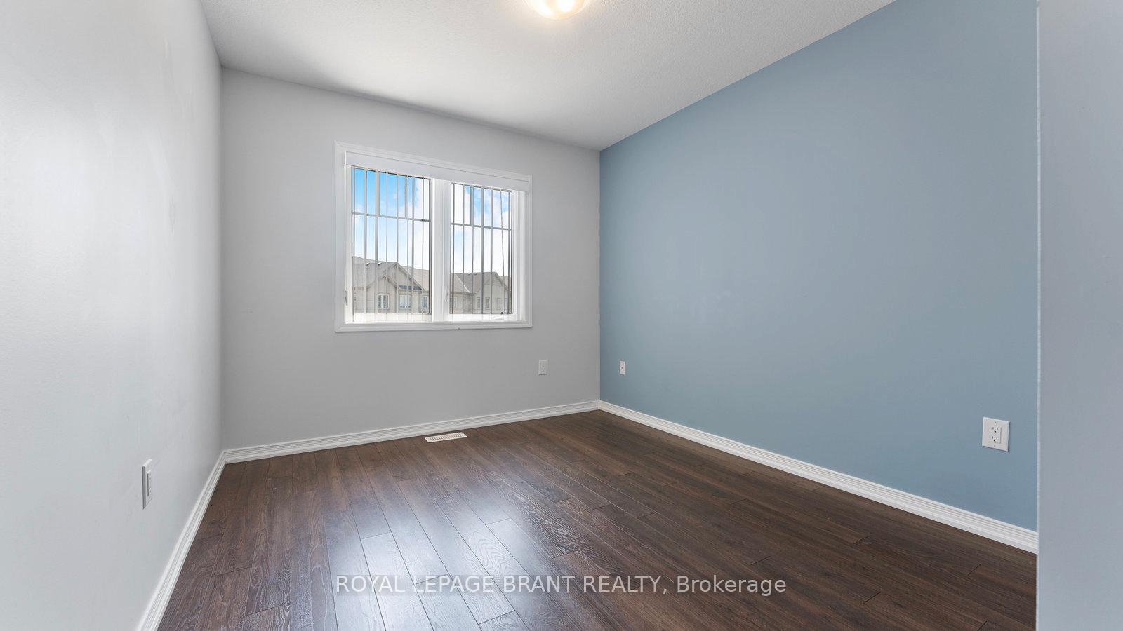 Photo 23 of 18 Butcher Crescent, Brantford — HOMEH