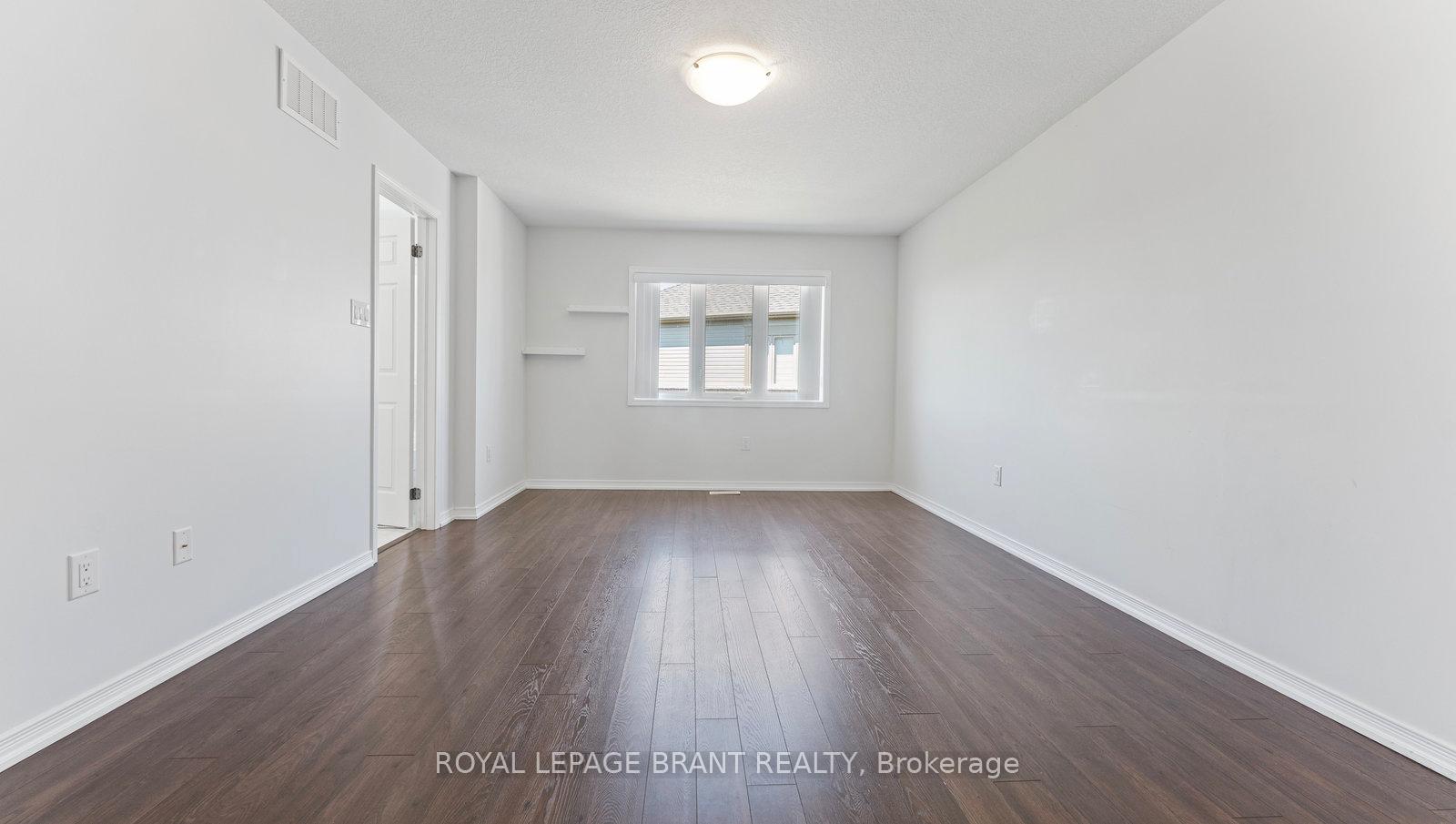 Photo 17 of 18 Butcher Crescent, Brantford — HOMEH