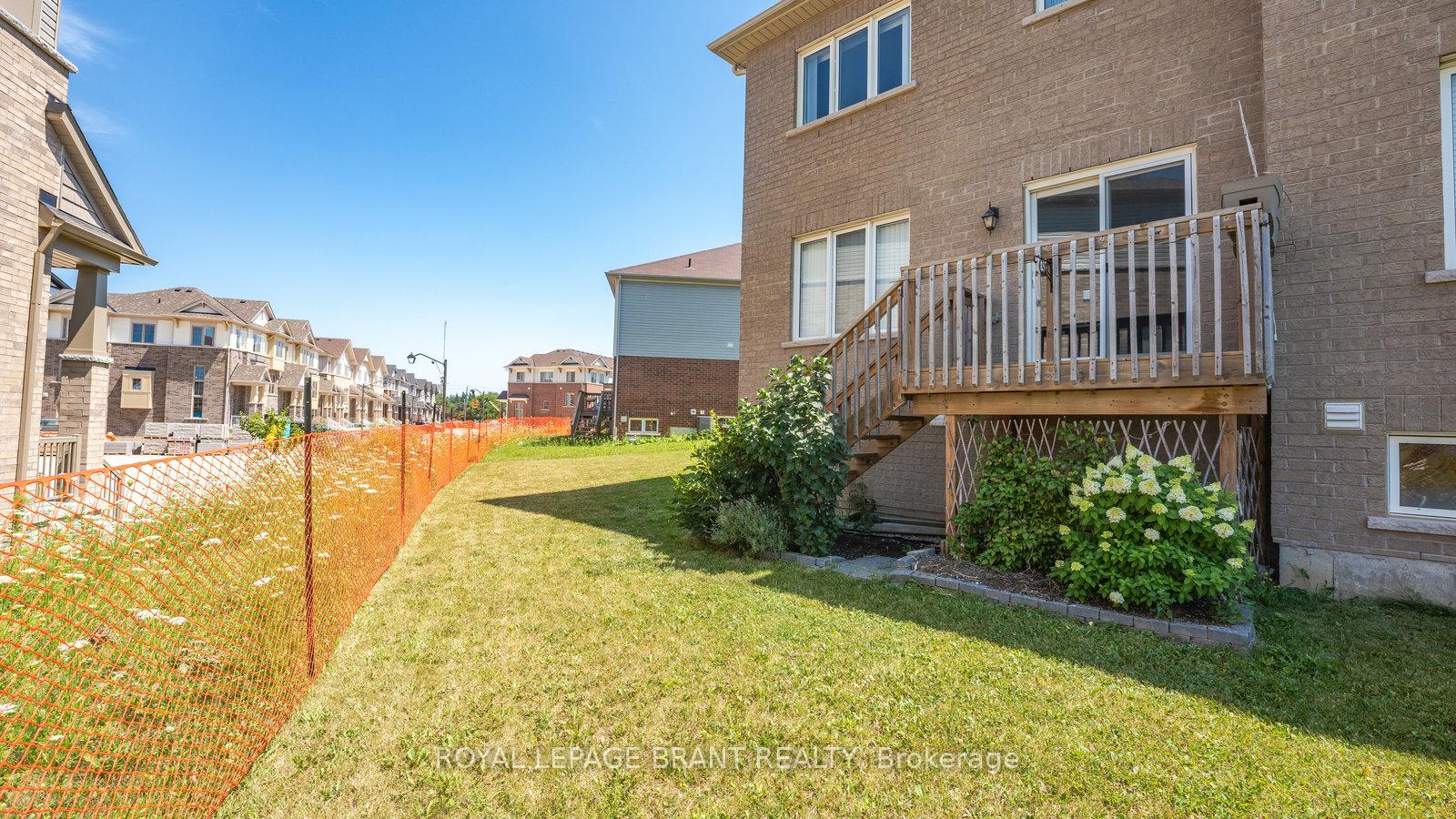 Photo 28 of 18 Butcher Crescent, Brantford — HOMEH