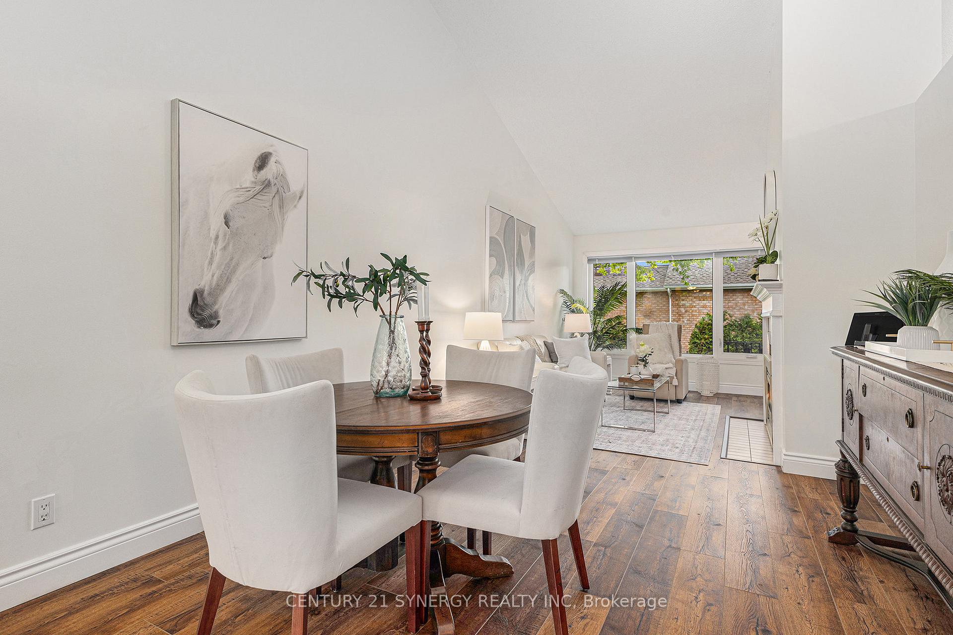 Photo 9 of 44 Innesbrook Court, Ottawa, Stittsville (Central) — HOMEH