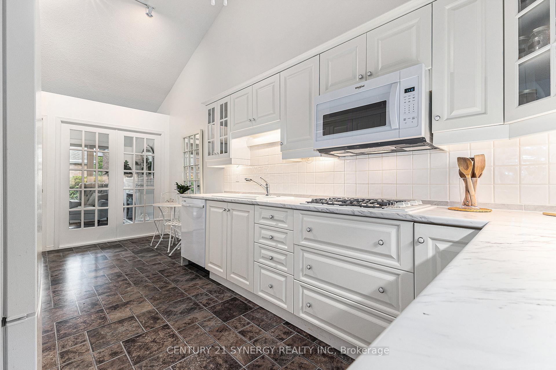 Photo 12 of 44 Innesbrook Court, Ottawa, Stittsville (Central) — HOMEH