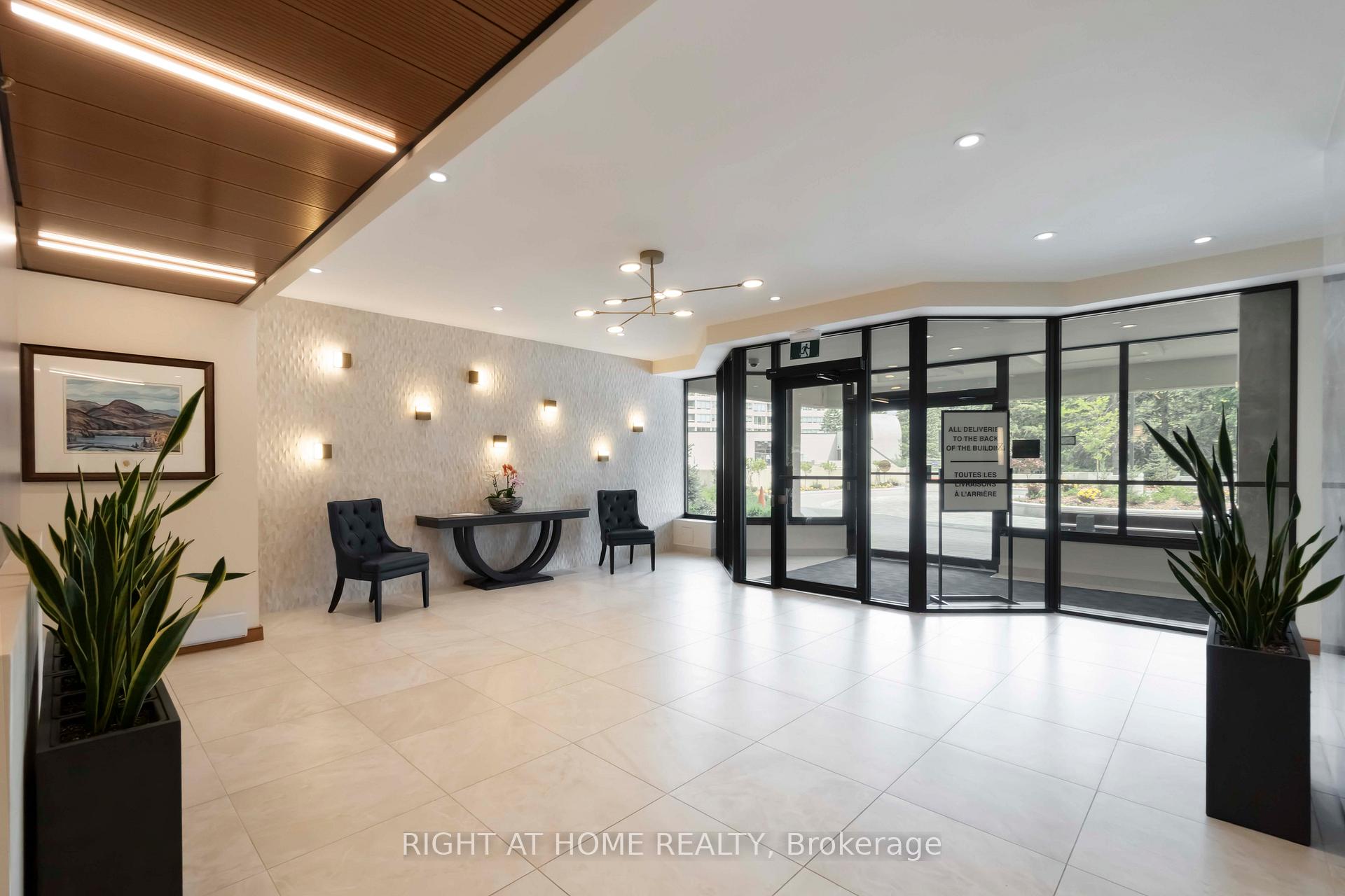 Photo 6 of Unit 1608, 1500 Riverside Drive, Ottawa, Riverview Park — HOMEH