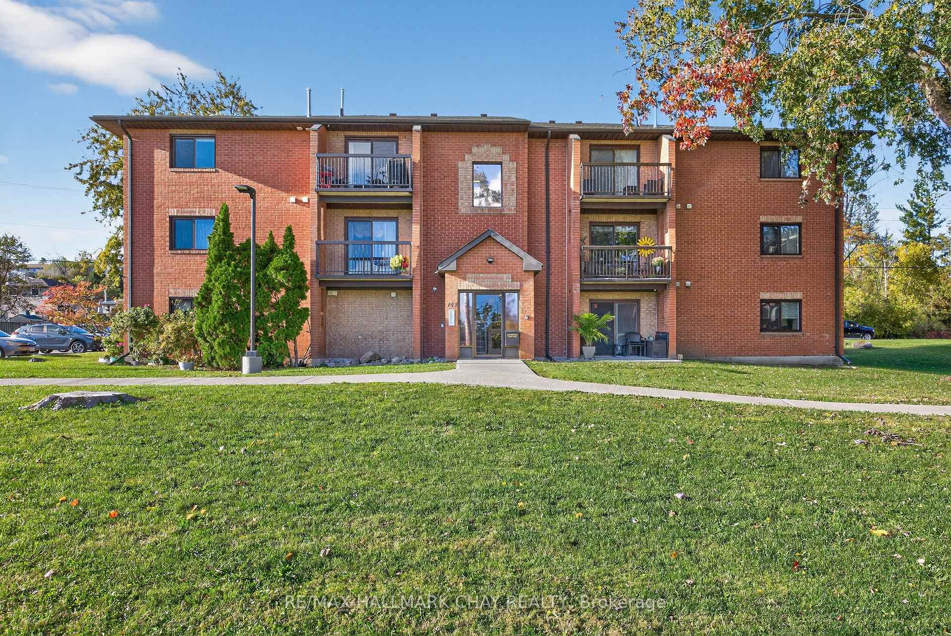 Photo 1 of Unit G9, 147 Edgehill Drive, Barrie, Letitia Heights — HOMEH