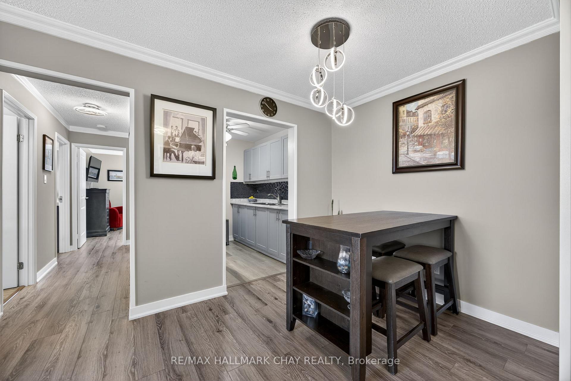 Photo 3 of Unit G9, 147 Edgehill Drive, Barrie, Letitia Heights — HOMEH