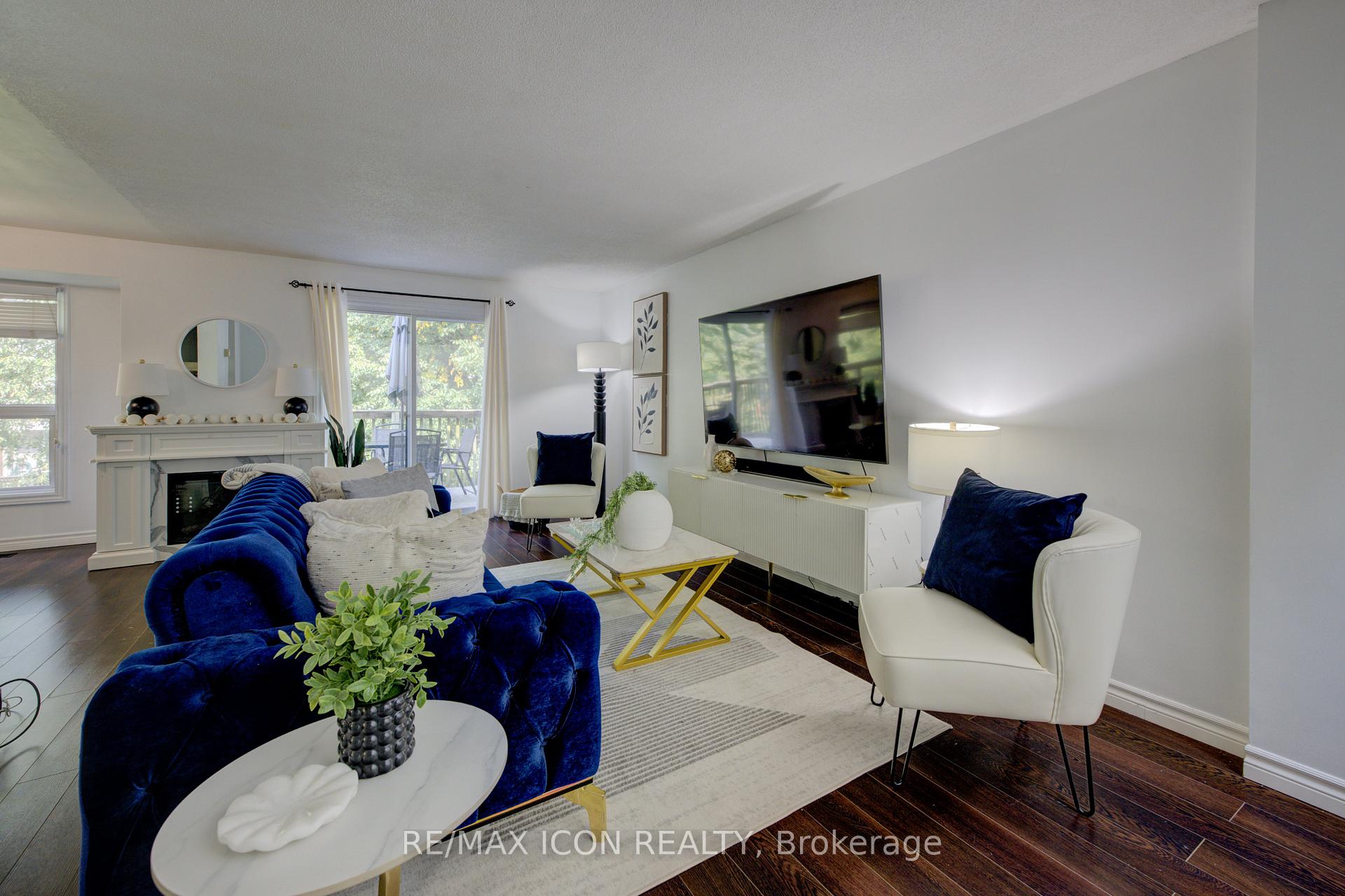 Photo 7 of Unit 37, 54 Green Valley Drive, Kitchener, Pioneer Park — HOMEH