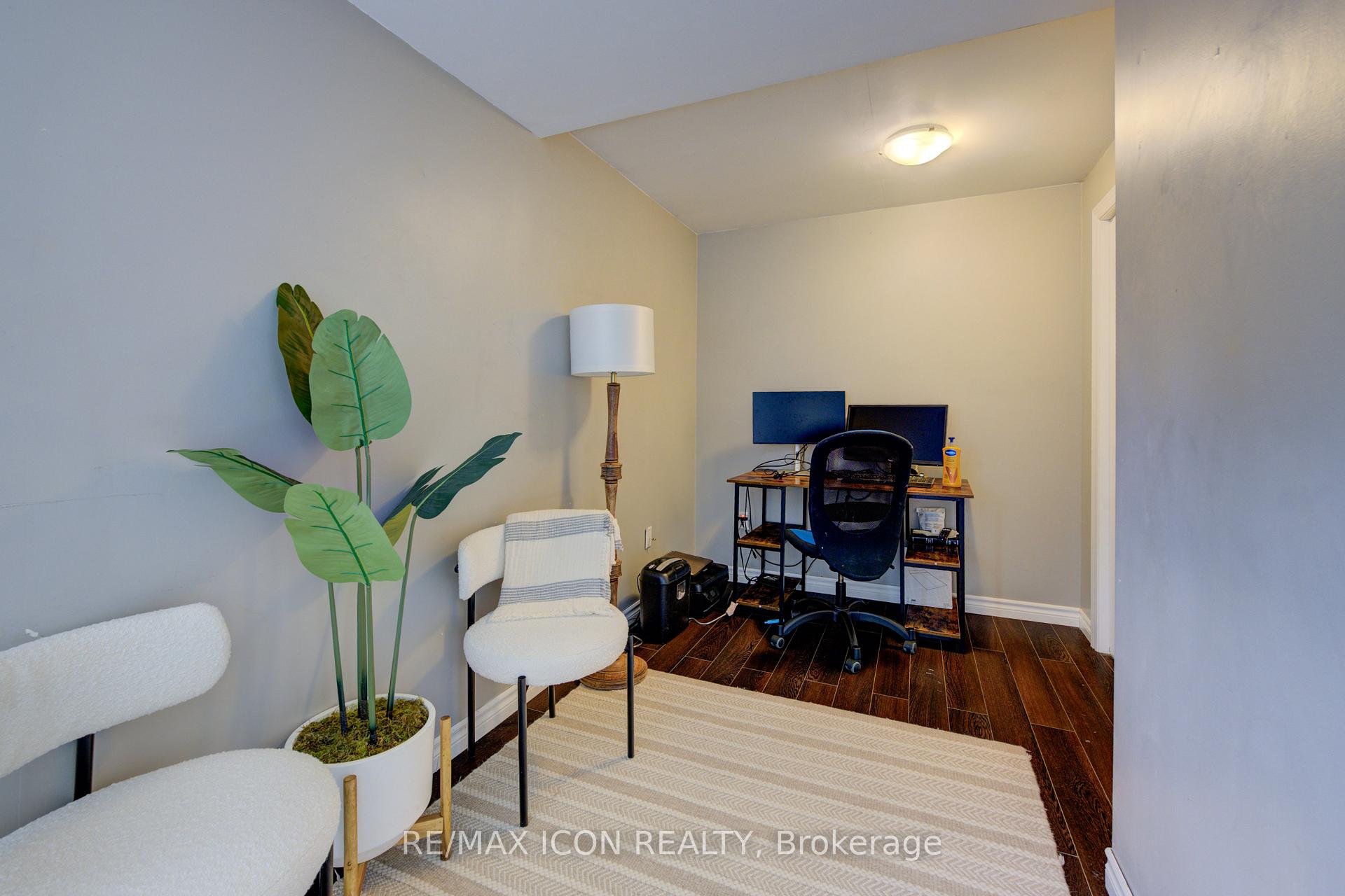 Photo 22 of Unit 37, 54 Green Valley Drive, Kitchener, Pioneer Park — HOMEH