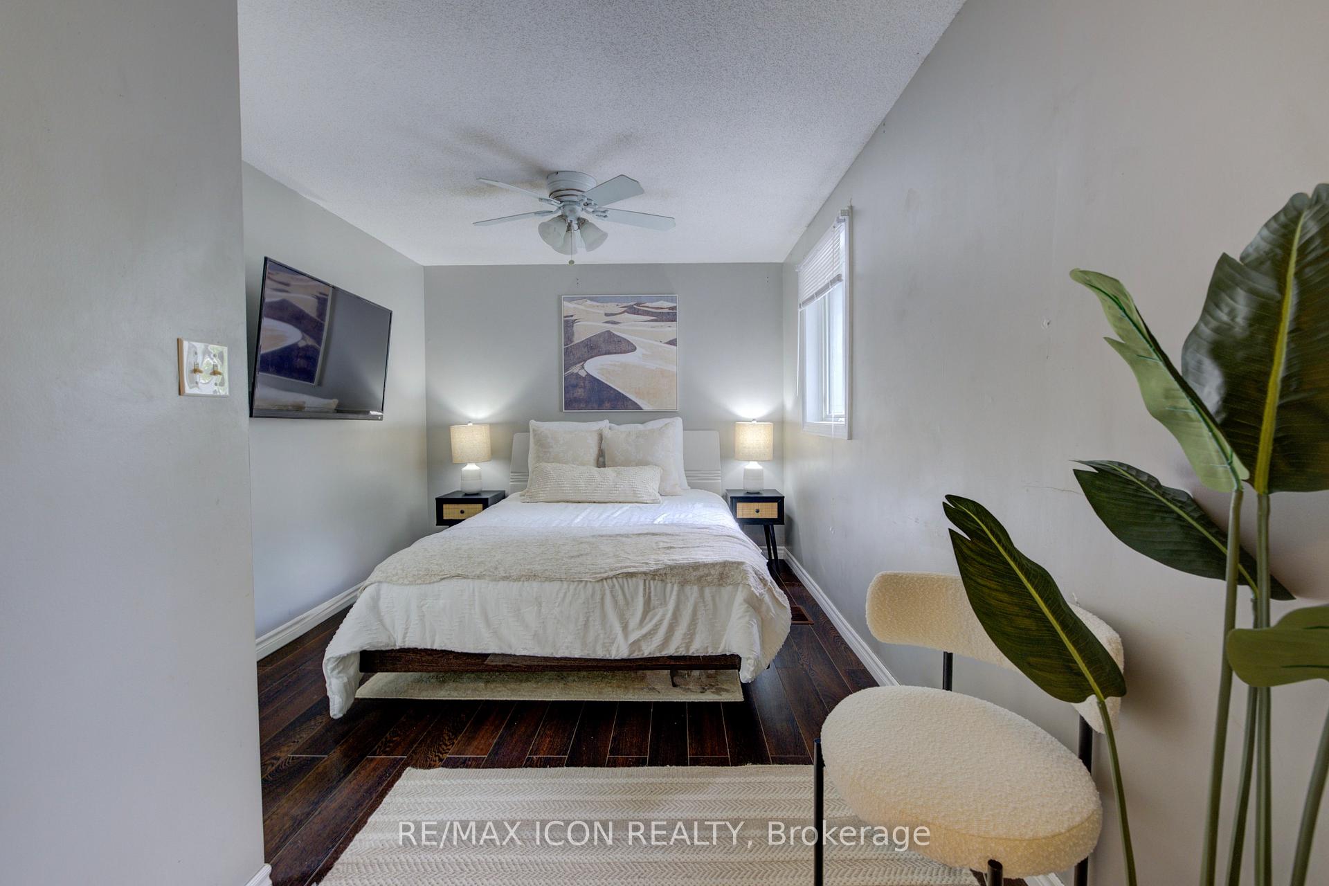 Photo 23 of Unit 37, 54 Green Valley Drive, Kitchener, Pioneer Park — HOMEH