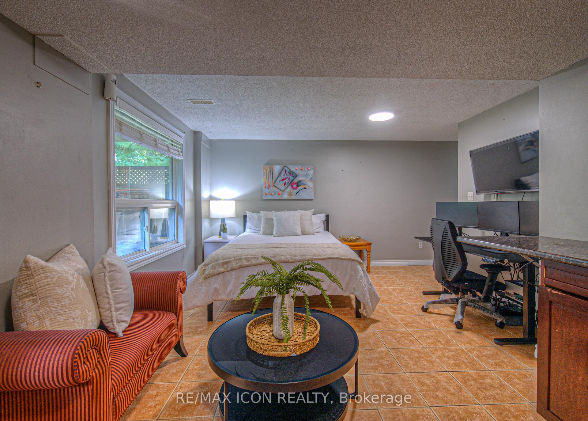 Photo 29 of Unit 37, 54 Green Valley Drive, Kitchener, Pioneer Park — HOMEH