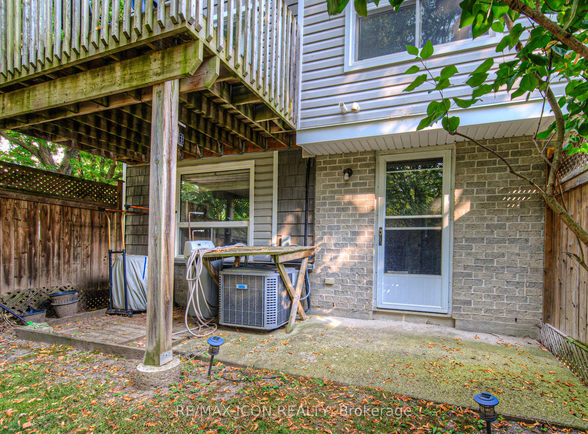 Photo 30 of Unit 37, 54 Green Valley Drive, Kitchener, Pioneer Park — HOMEH