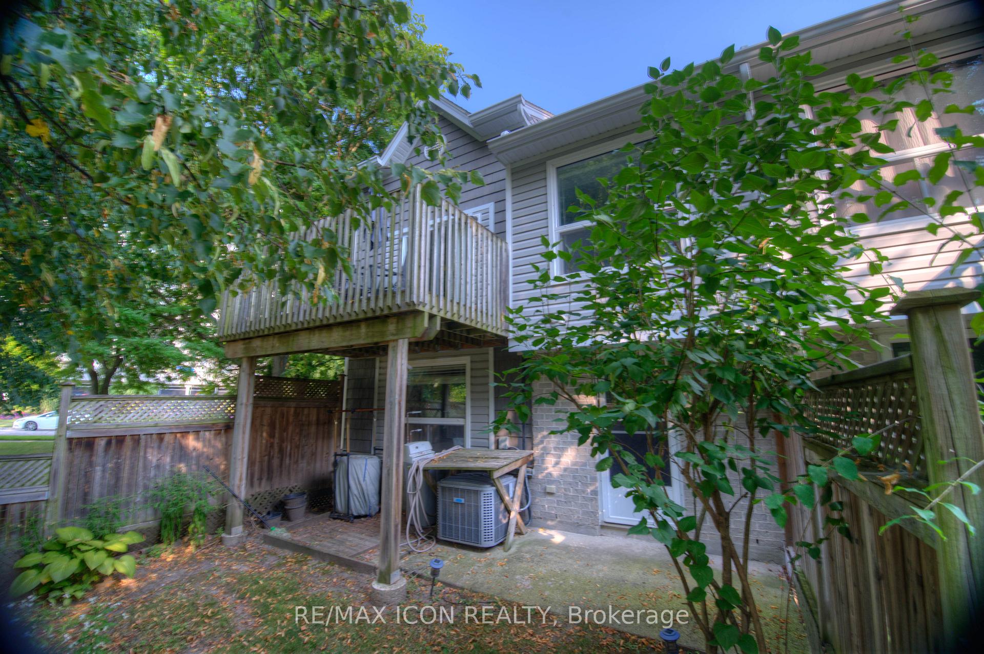 Photo 34 of Unit 37, 54 Green Valley Drive, Kitchener, Pioneer Park — HOMEH