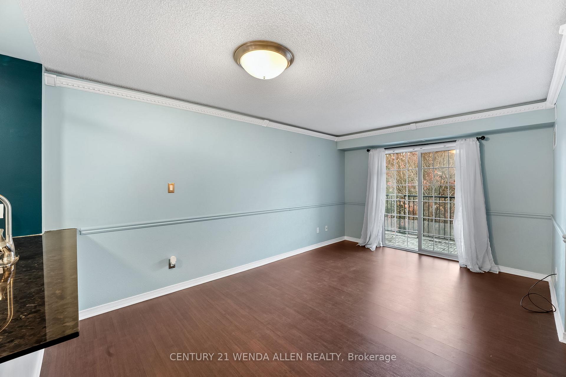 Photo 8 of Unit #309, 98 Aspen Spring Drive, Clarington, Bowmanville — HOMEH