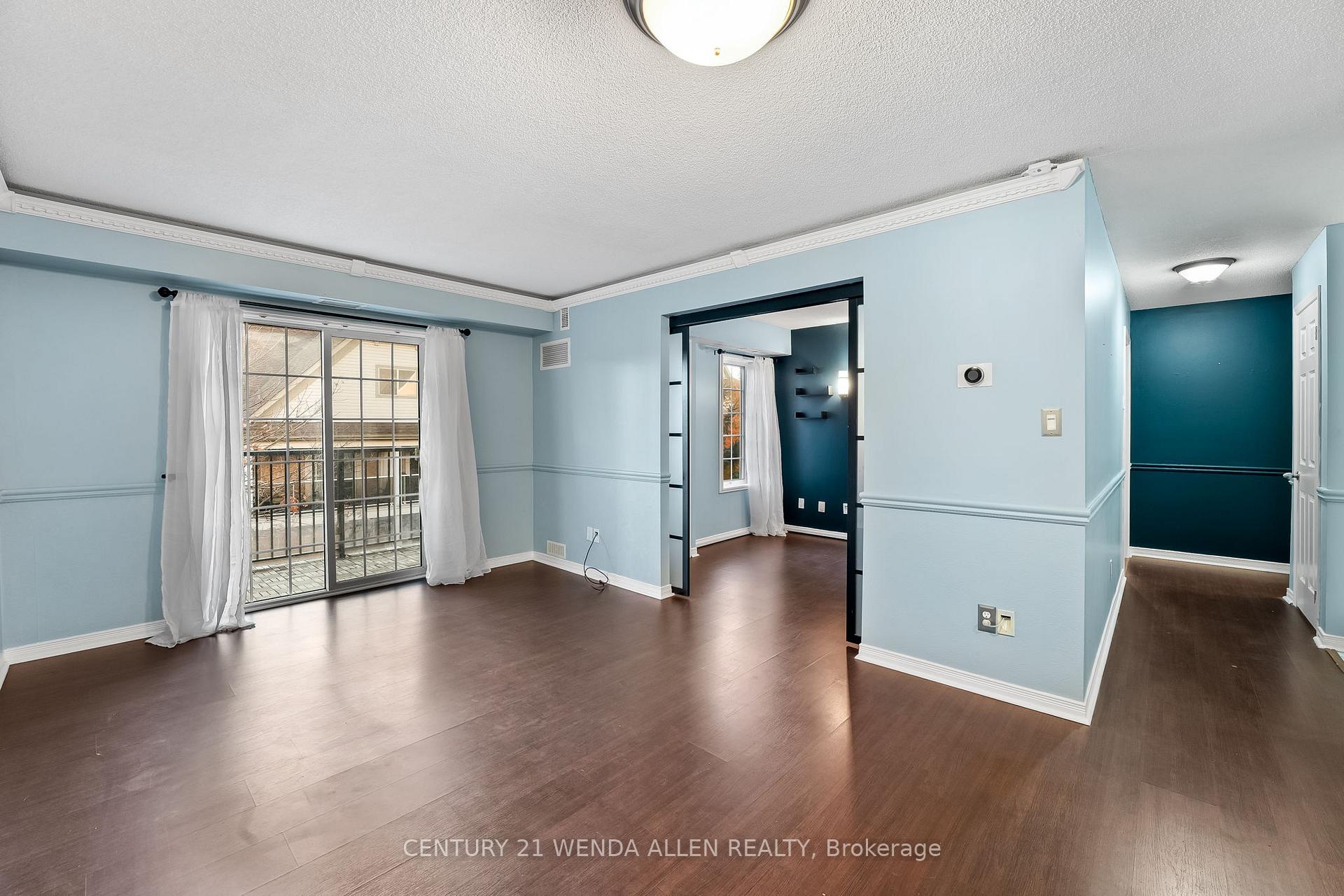 Photo 10 of Unit #309, 98 Aspen Spring Drive, Clarington, Bowmanville — HOMEH