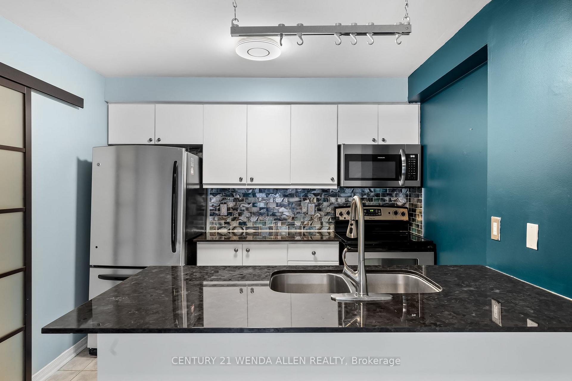 Photo 14 of Unit #309, 98 Aspen Spring Drive, Clarington, Bowmanville — HOMEH