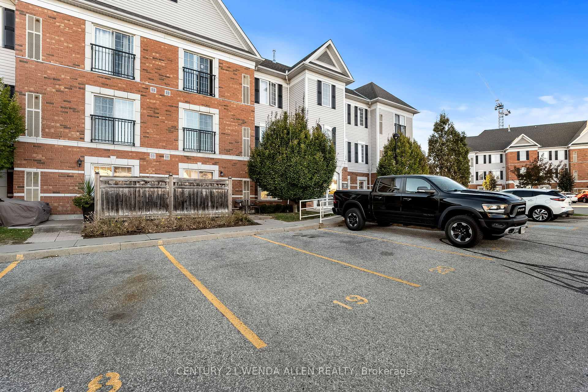 Photo 32 of Unit #309, 98 Aspen Spring Drive, Clarington, Bowmanville — HOMEH