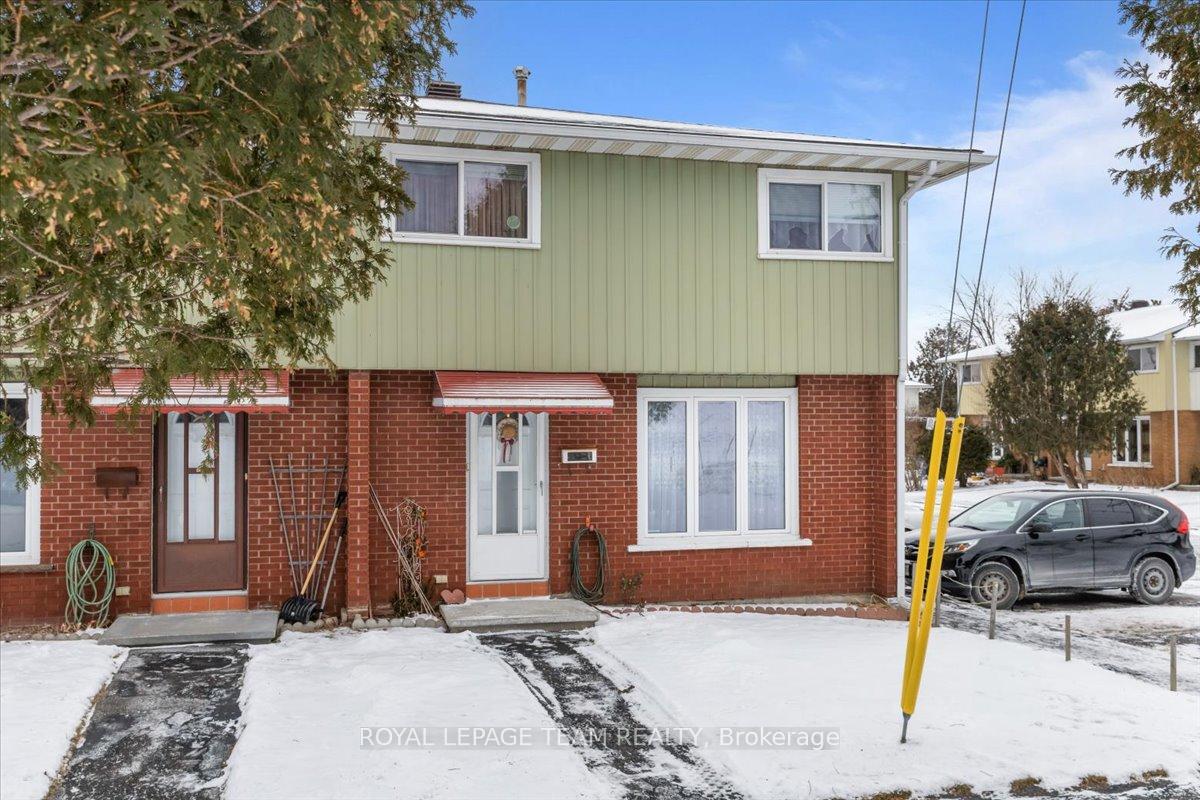Photo 3 of Unit 40, 1295 Ledbury Avenue S, Ottawa, Ellwood — HOMEH