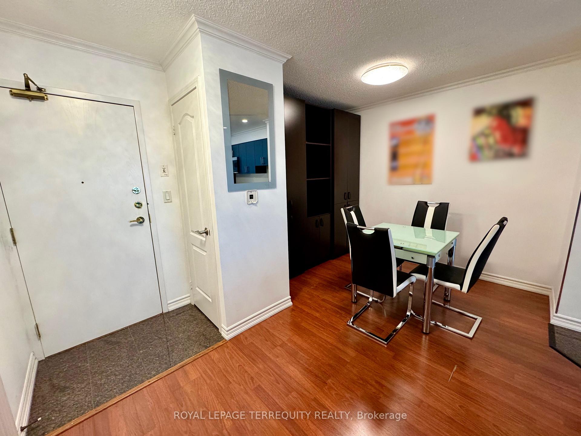 Photo 6 of Unit 1006, 745 New Westminster Drive, Vaughan, Brownridge — HOMEH