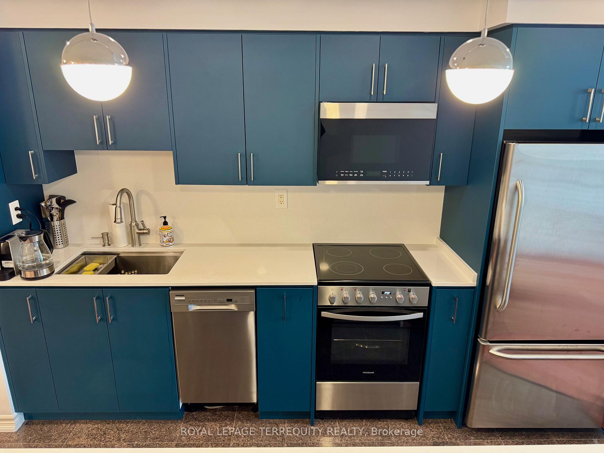 Photo 12 of Unit 1006, 745 New Westminster Drive, Vaughan, Brownridge — HOMEH