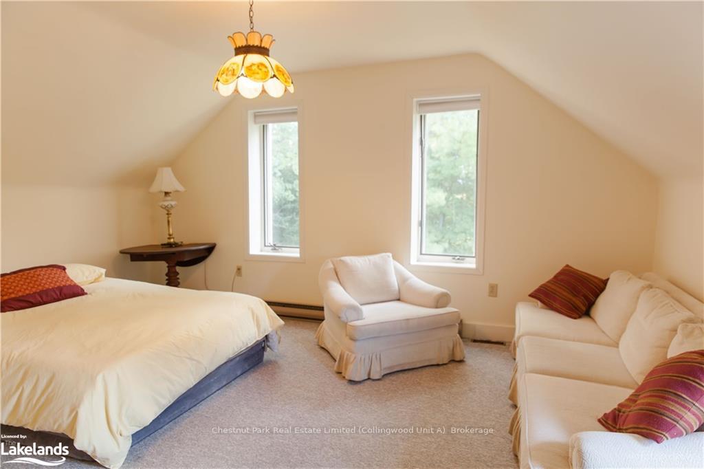 Photo 4 of 109 High Point Court, Blue Mountains — HOMEH