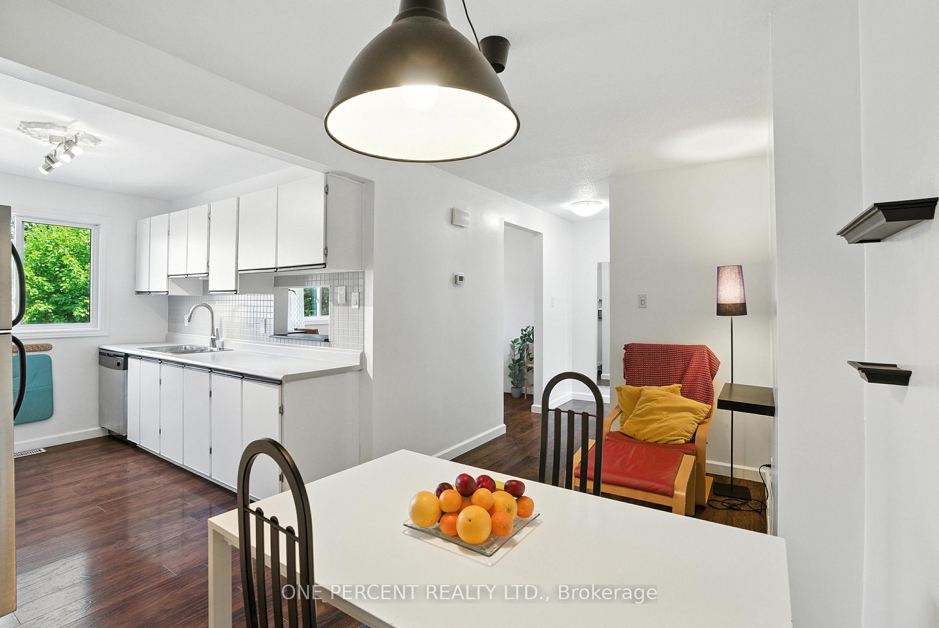 Photo 16 of Unit 71, 4640 Cosmic Place E, Ottawa, Pineview — HOMEH