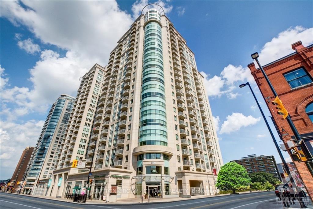 Front of Unit 1801, 200 Rideau Street