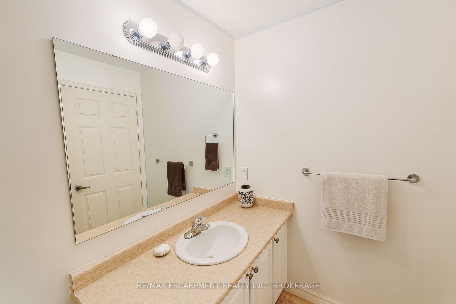 Photo 10 of Unit 209, 75 Shipway Avenue, Clarington, Newcastle — HOMEH