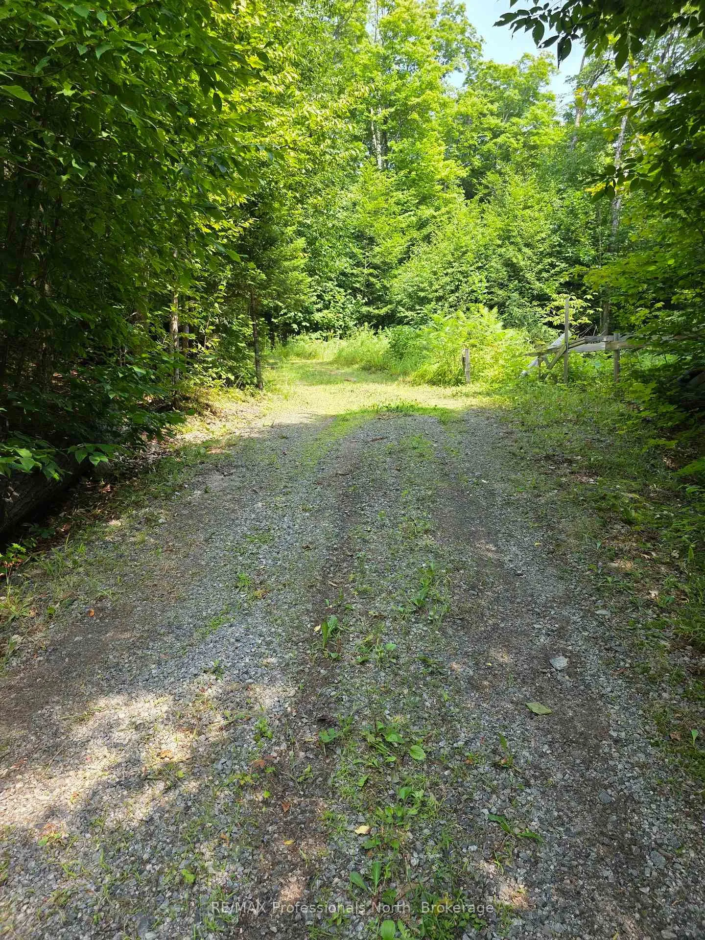 Photo 24 of 208 North Bay Lake Road, Perry, Emsdale — HOMEH