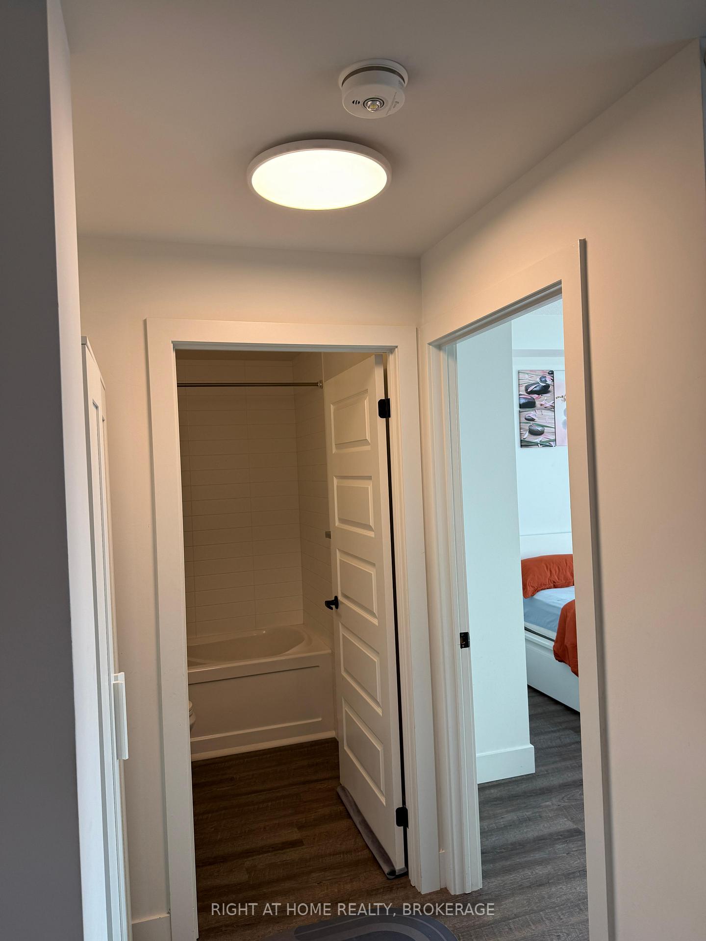 Photo 10 of Unit 505, 107 Roger Street S, Waterloo — HOMEH