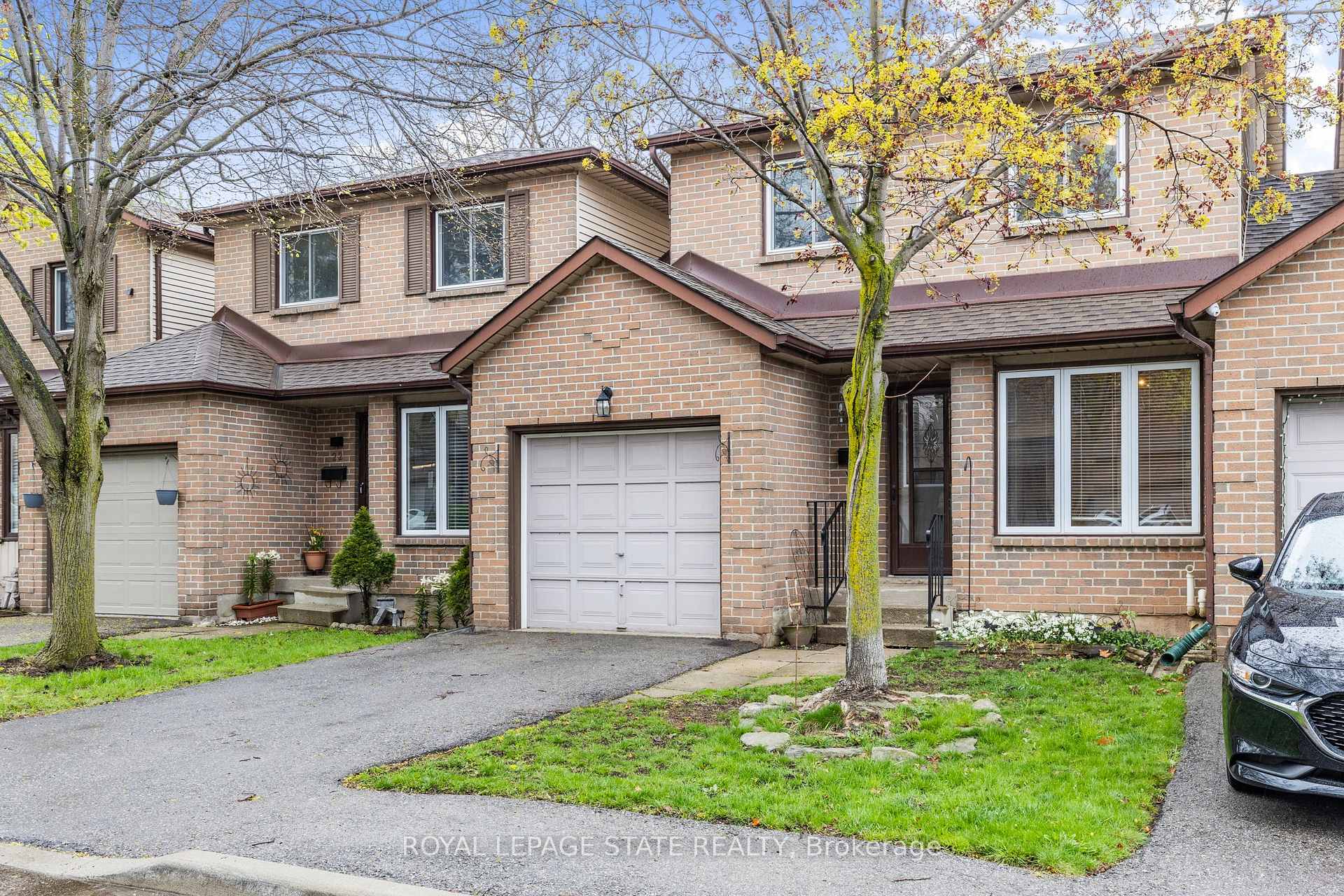 Photo 2 of Unit 21, 618 Barton Street, Hamilton, Stoney Creek — HOMEH