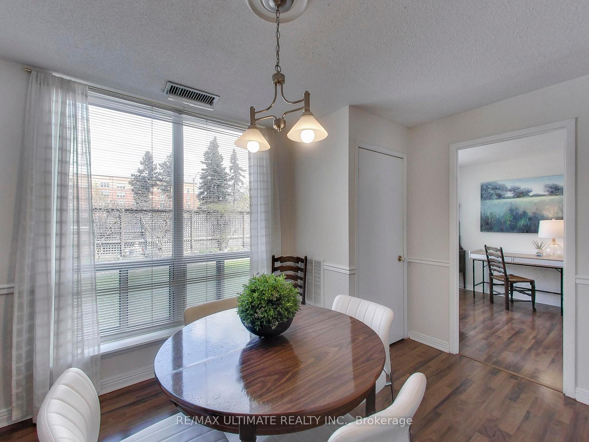 Photo 8 of Unit 101, 30 Wilson Street, Markham, Old Markham Village — HOMEH